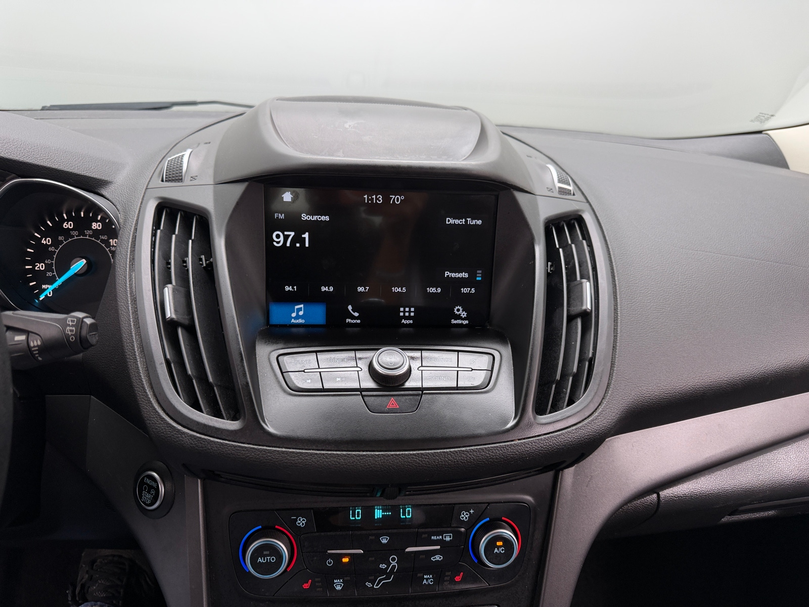 Thumbnail: 2019 Ford Escape - 3