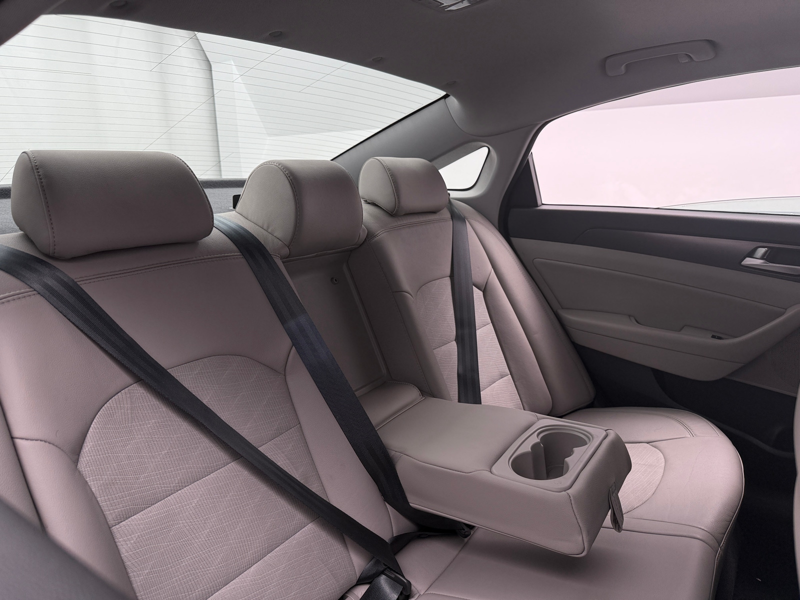 Thumbnail: 2016 Hyundai Sonata - 6