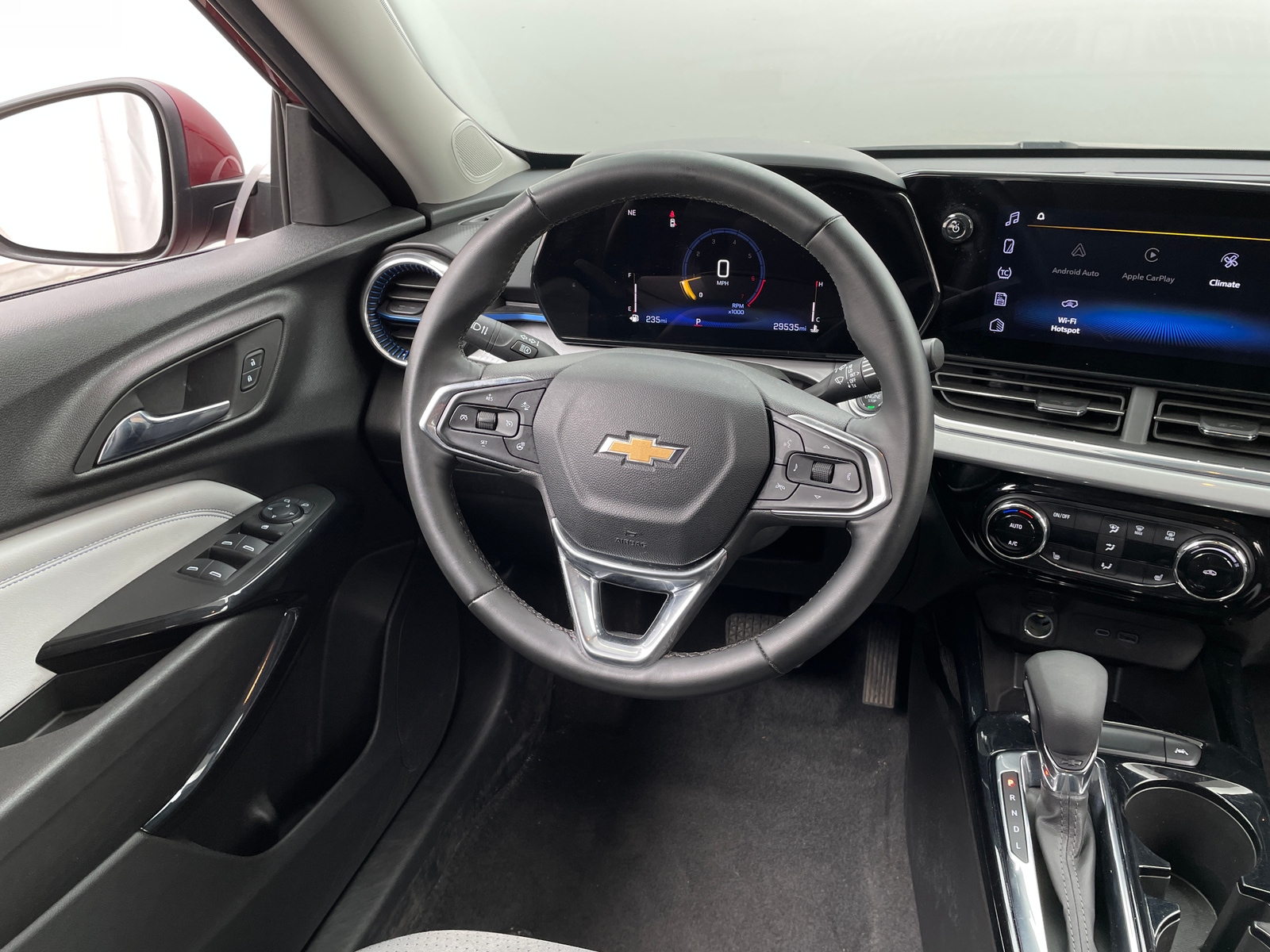 Thumbnail: 2025 Chevrolet Trax - 5