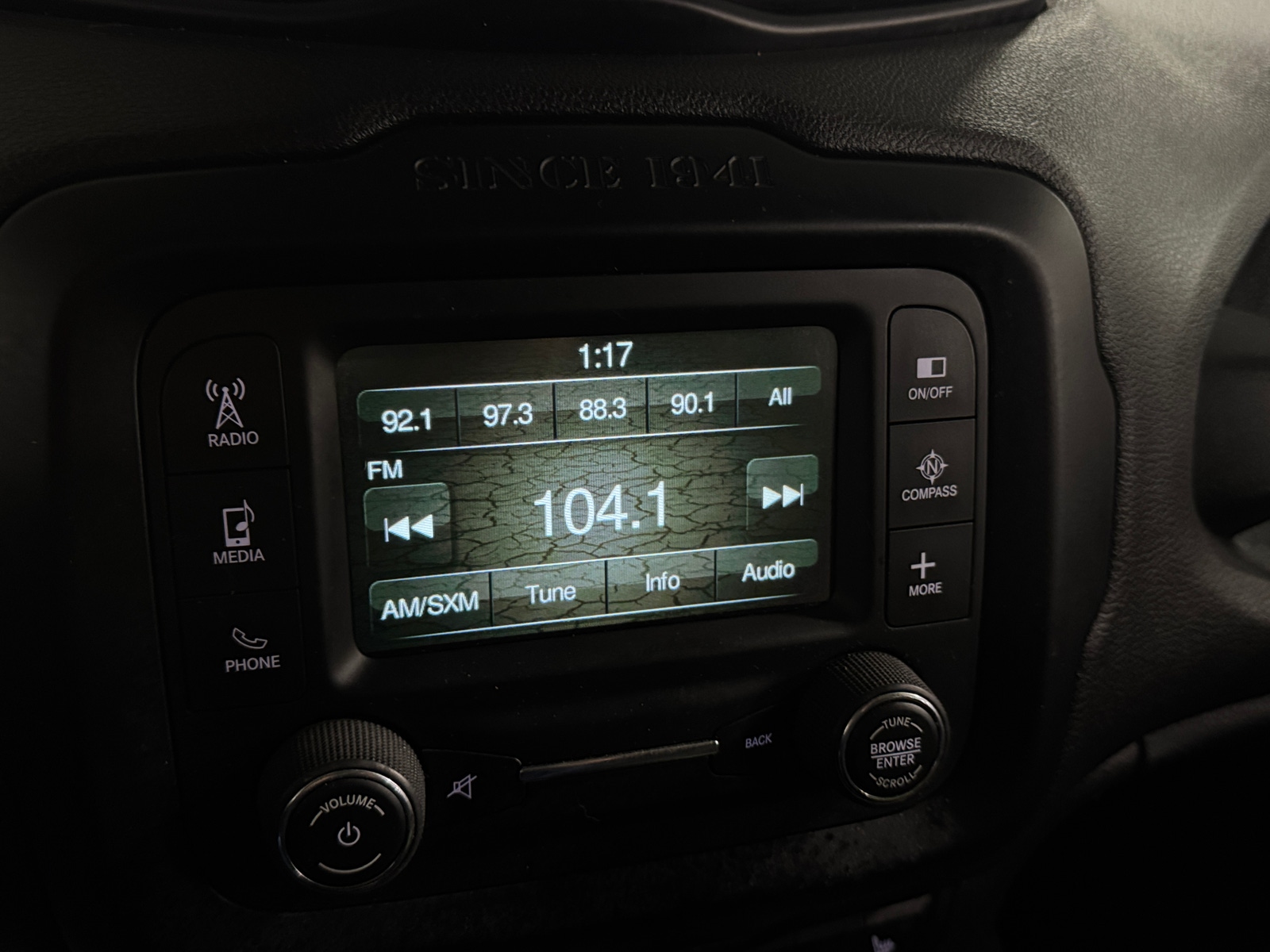 Thumbnail: 2015 Jeep Renegade - 4