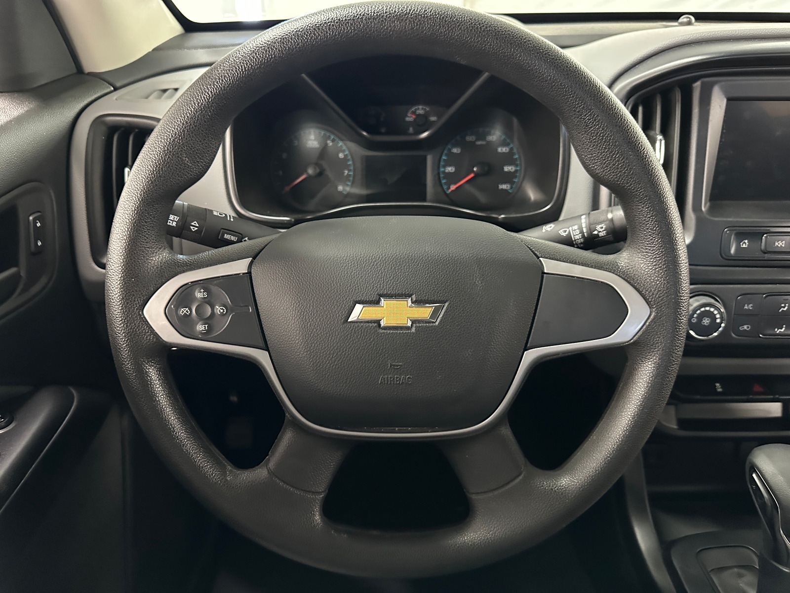 Thumbnail: 2022 Chevrolet Colorado - 5