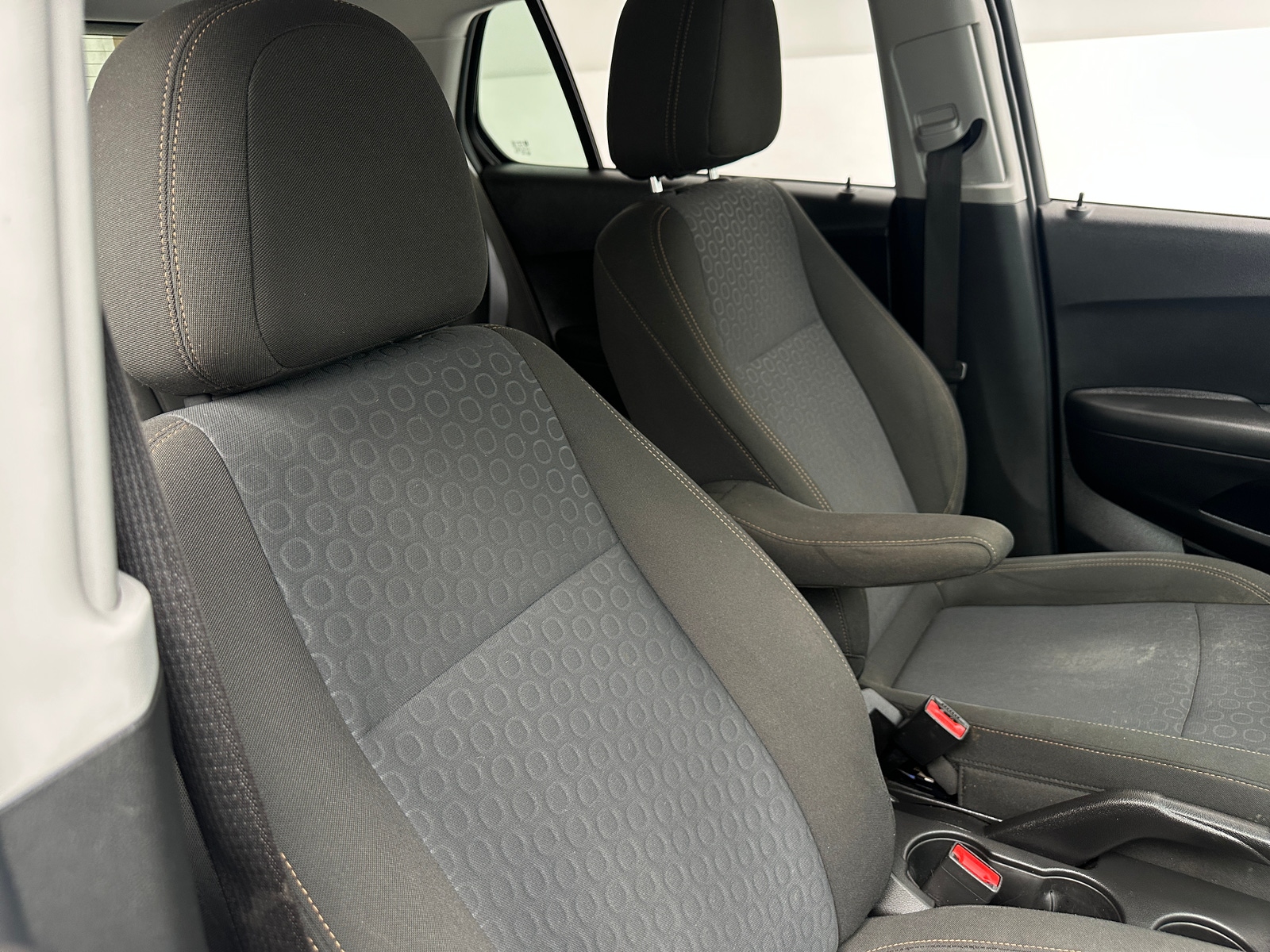 Thumbnail: 2020 Chevrolet Trax - 2