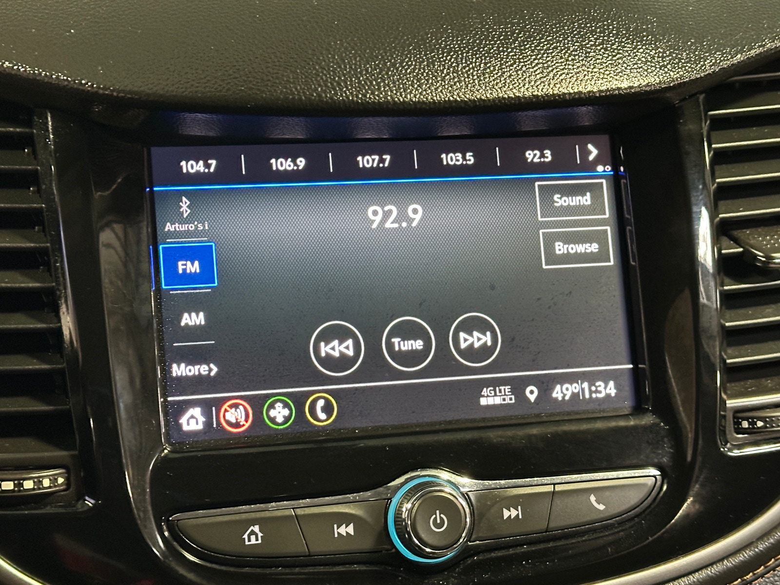 Thumbnail: 2020 Chevrolet Trax - 4