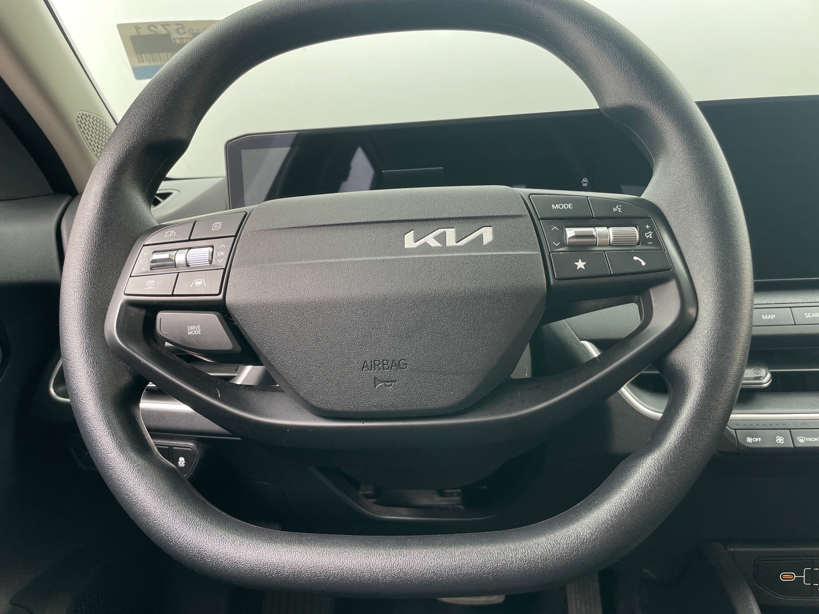 Thumbnail: 2025 Kia K4 - 5