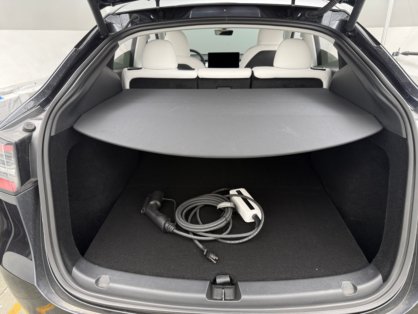 Thumbnail: 2025 Tesla Model Y - 6