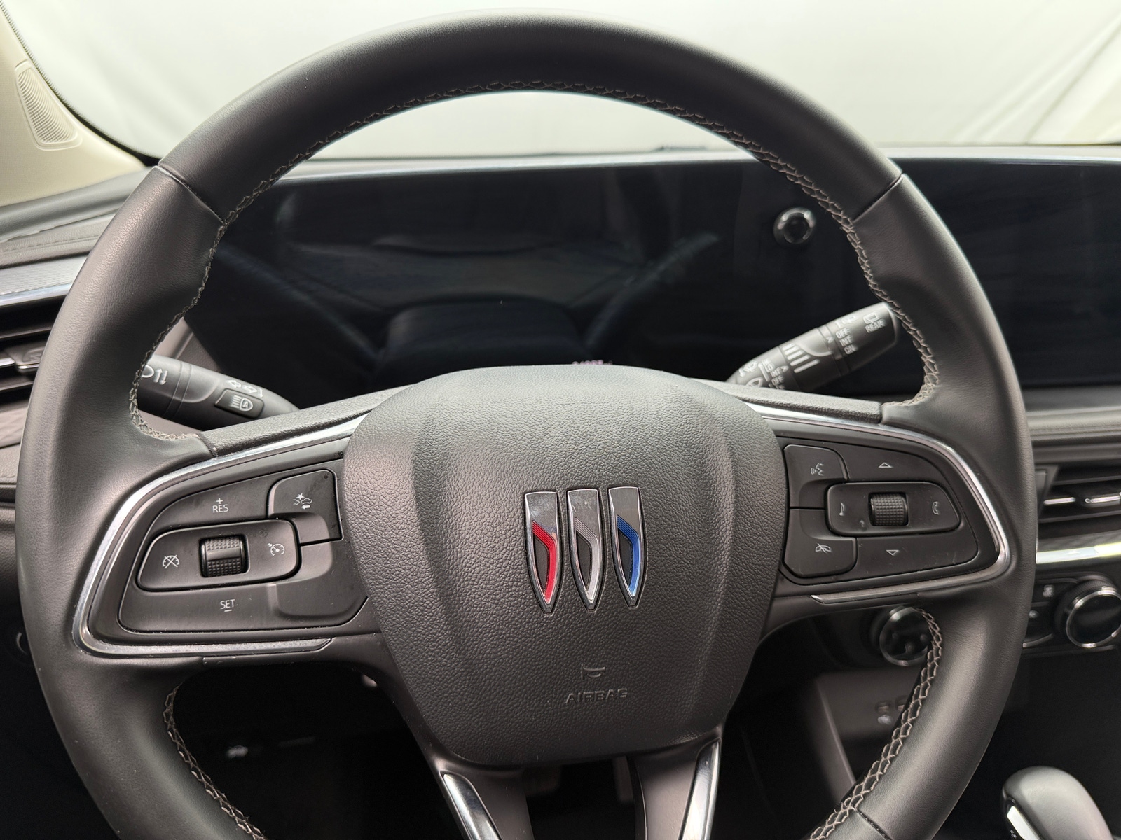 Thumbnail: 2025 Buick Encore GX - 4