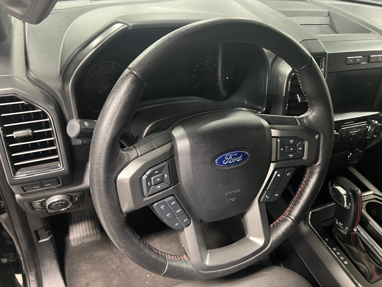 Thumbnail: 2019 Ford Econoline - 5