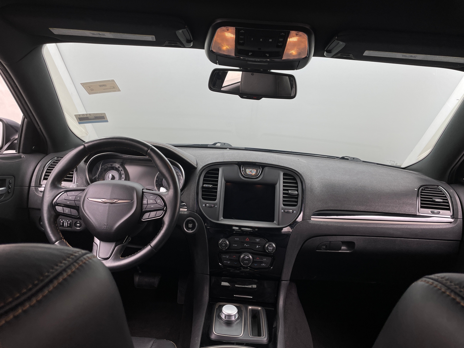 Thumbnail: 2018 Chrysler 300 - 2