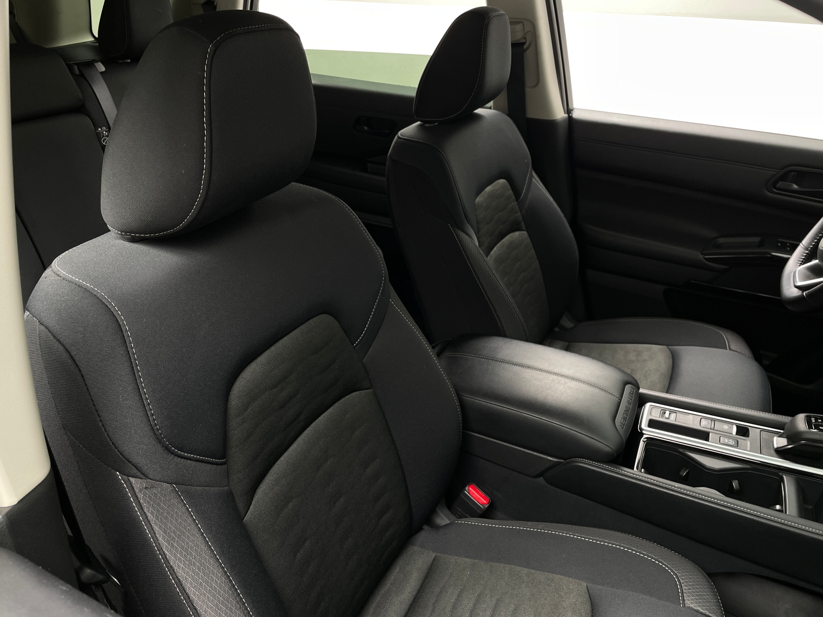 Thumbnail: 2025 Nissan Pathfinder - 2