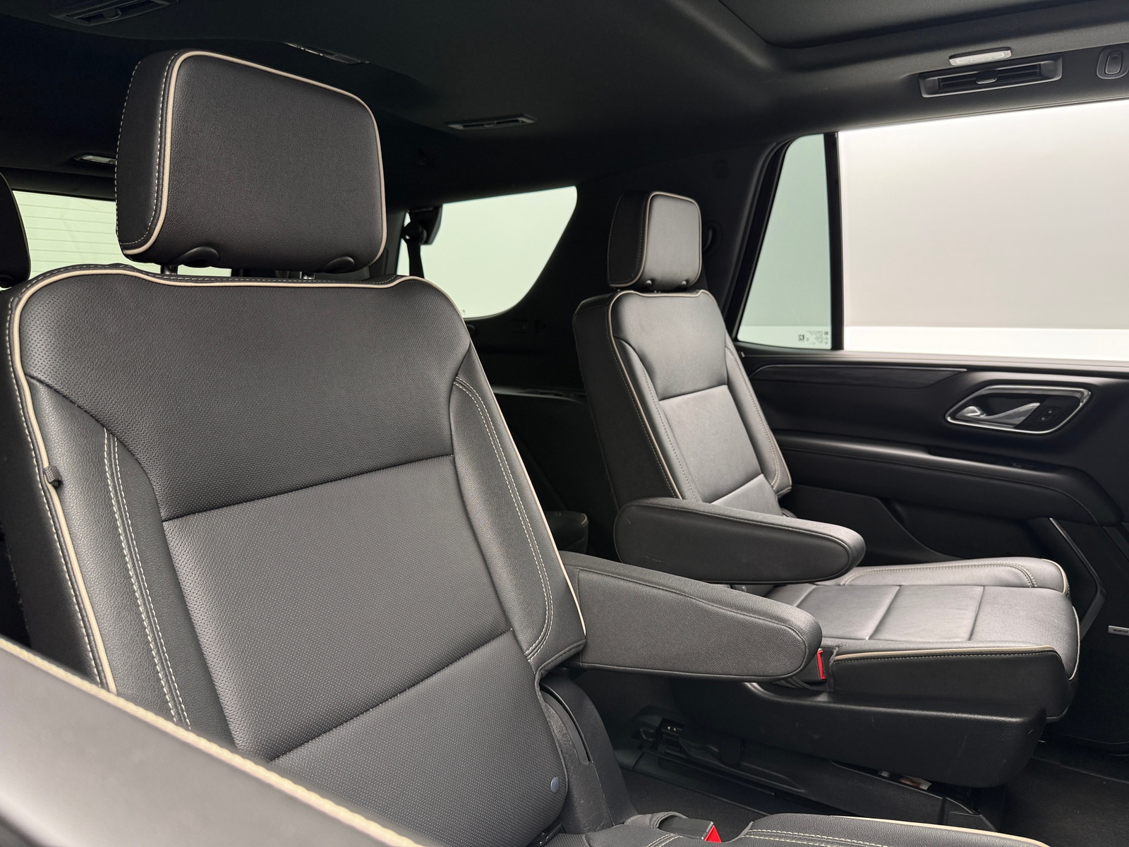 Thumbnail: 2023 GMC Yukon - 5