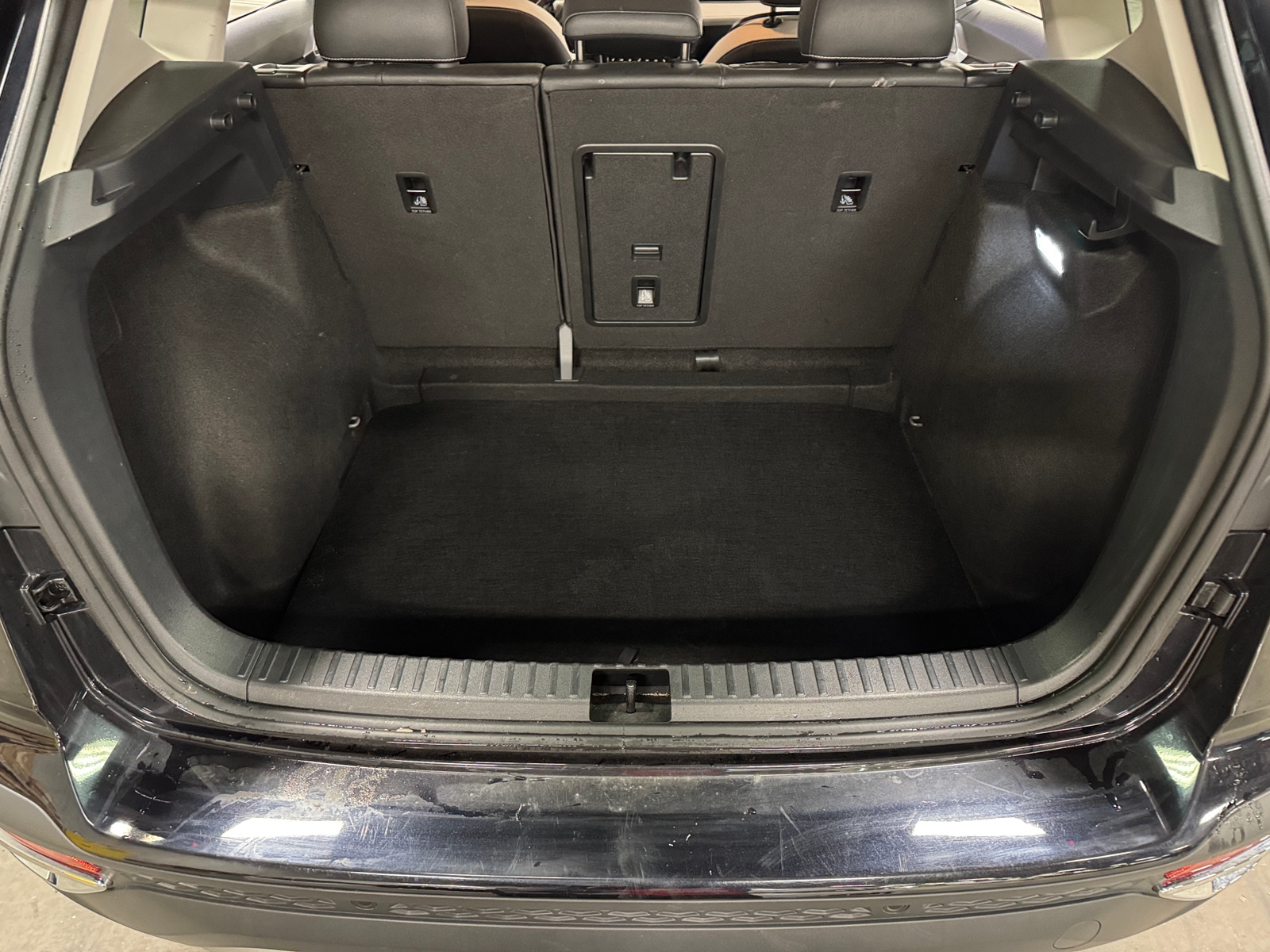 Thumbnail: 2025 Volkswagen Taos - 6