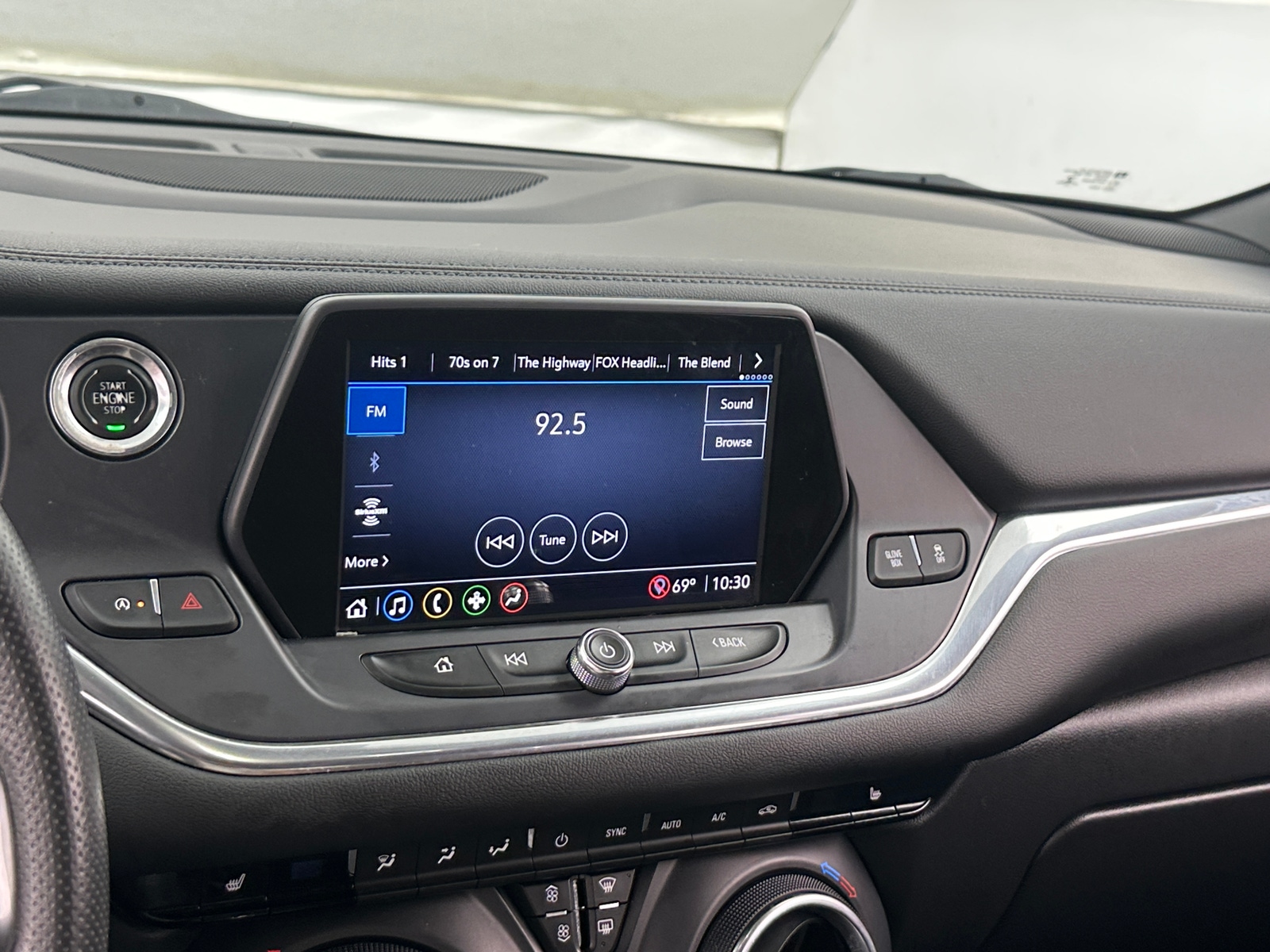 Thumbnail: 2021 Chevrolet Blazer - 4