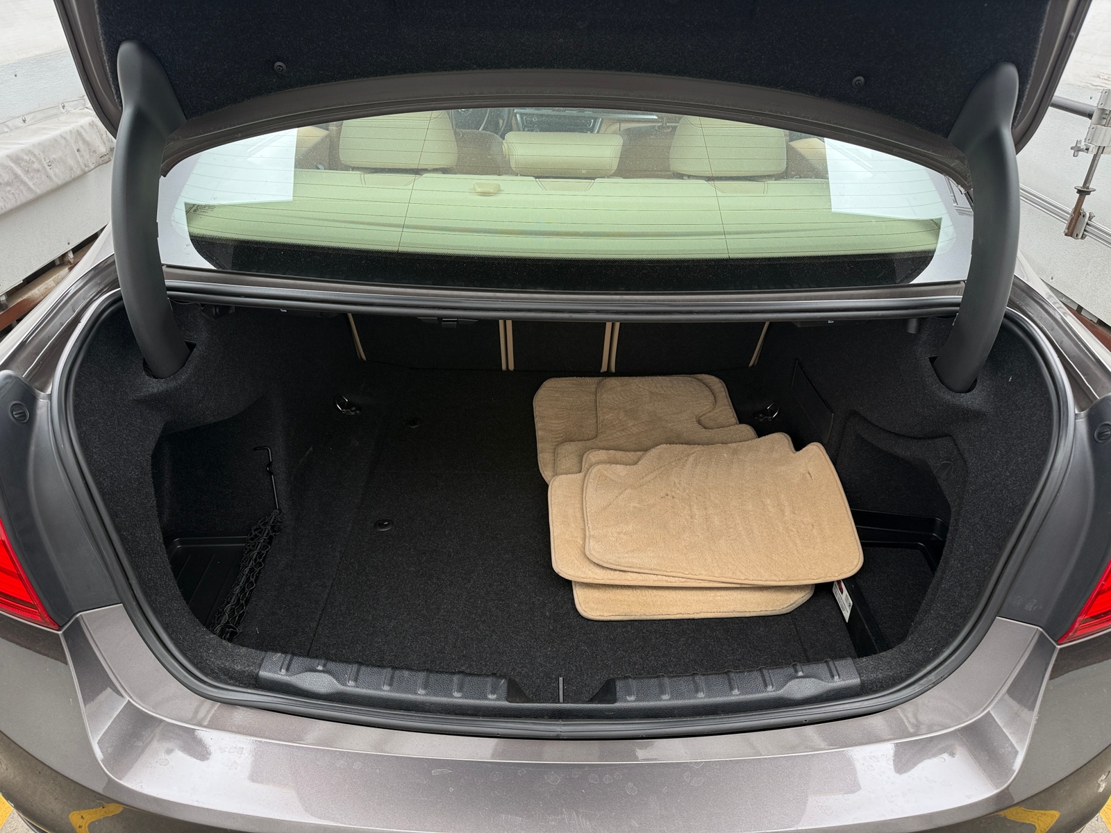 Thumbnail: 2014 BMW 3 Series - 6