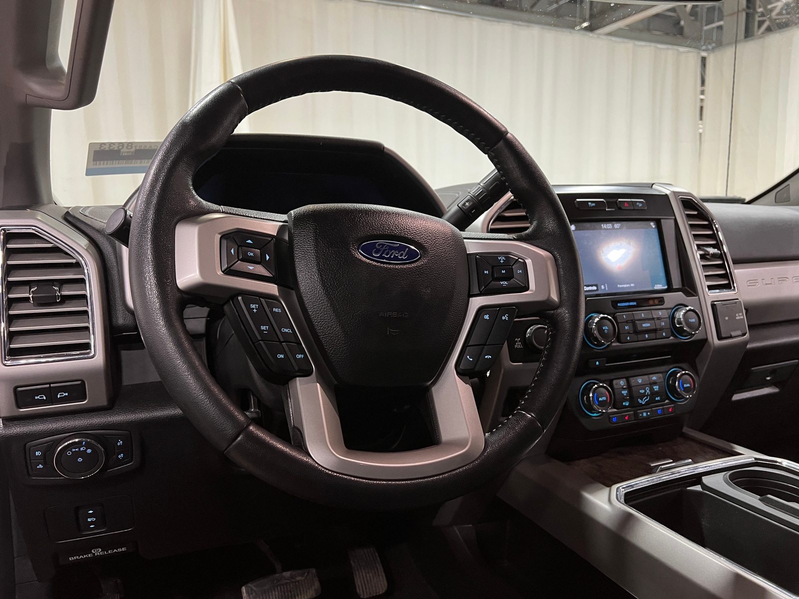 Thumbnail: 2017 Ford Econoline - 4