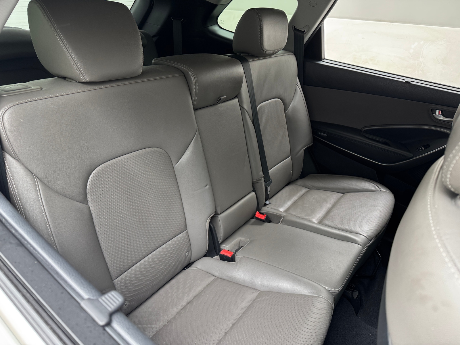 Thumbnail: 2017 Hyundai Santa Fe - 6