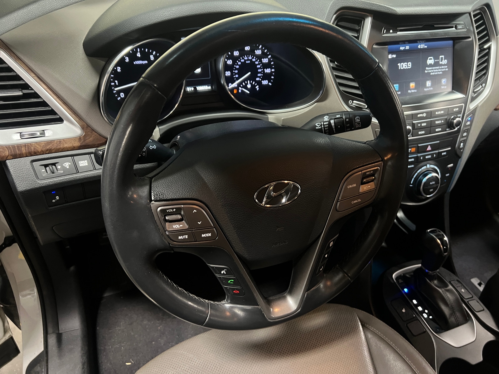 Thumbnail: 2017 Hyundai Santa Fe - 5