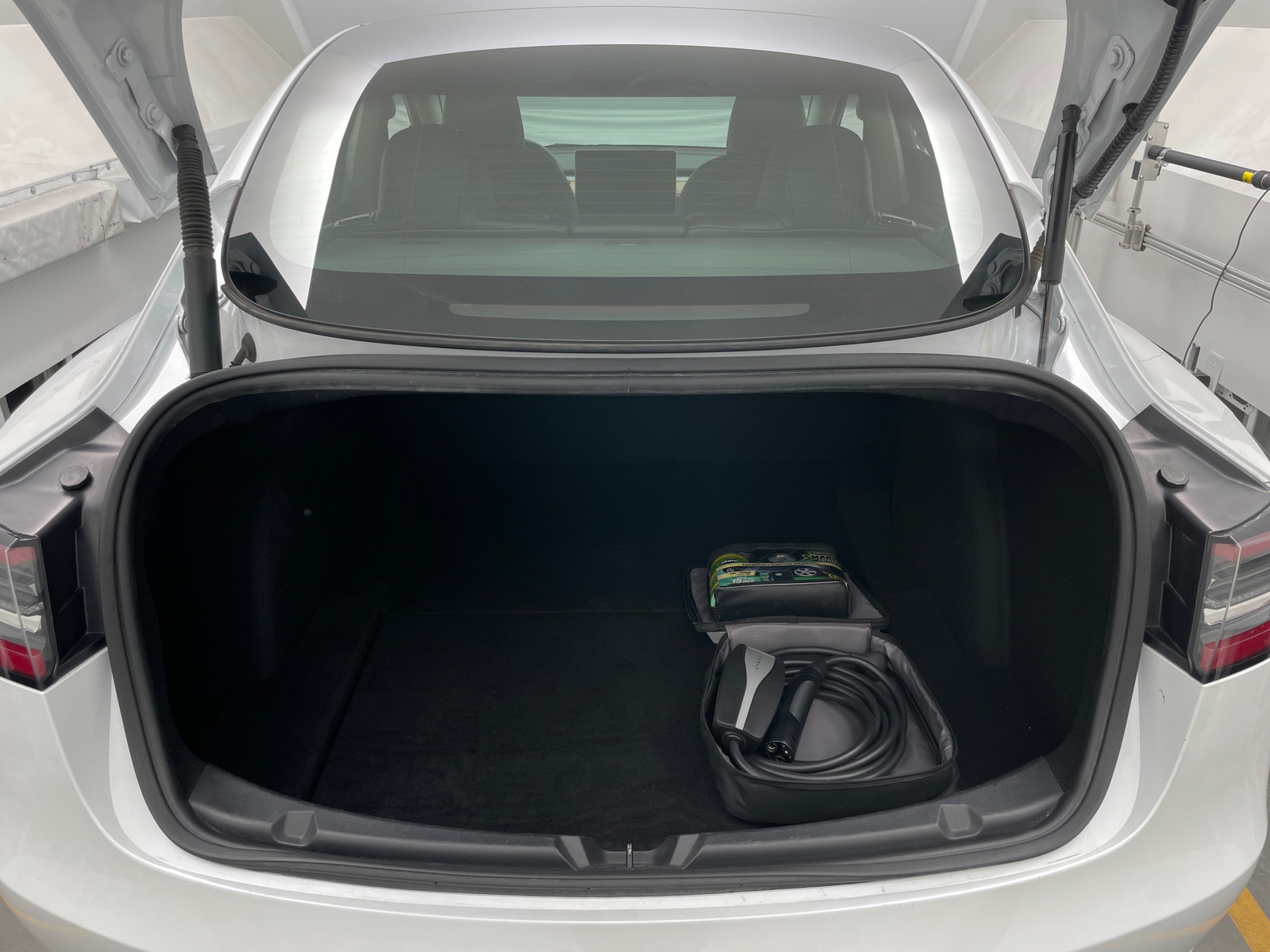 Thumbnail: 2023 Tesla Model 3 - 6