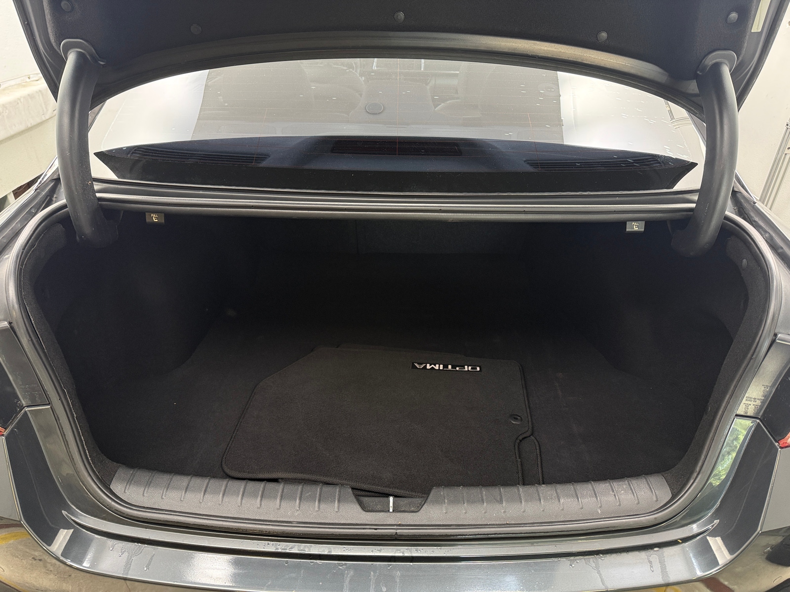 Thumbnail: 2016 Kia Optima - 6