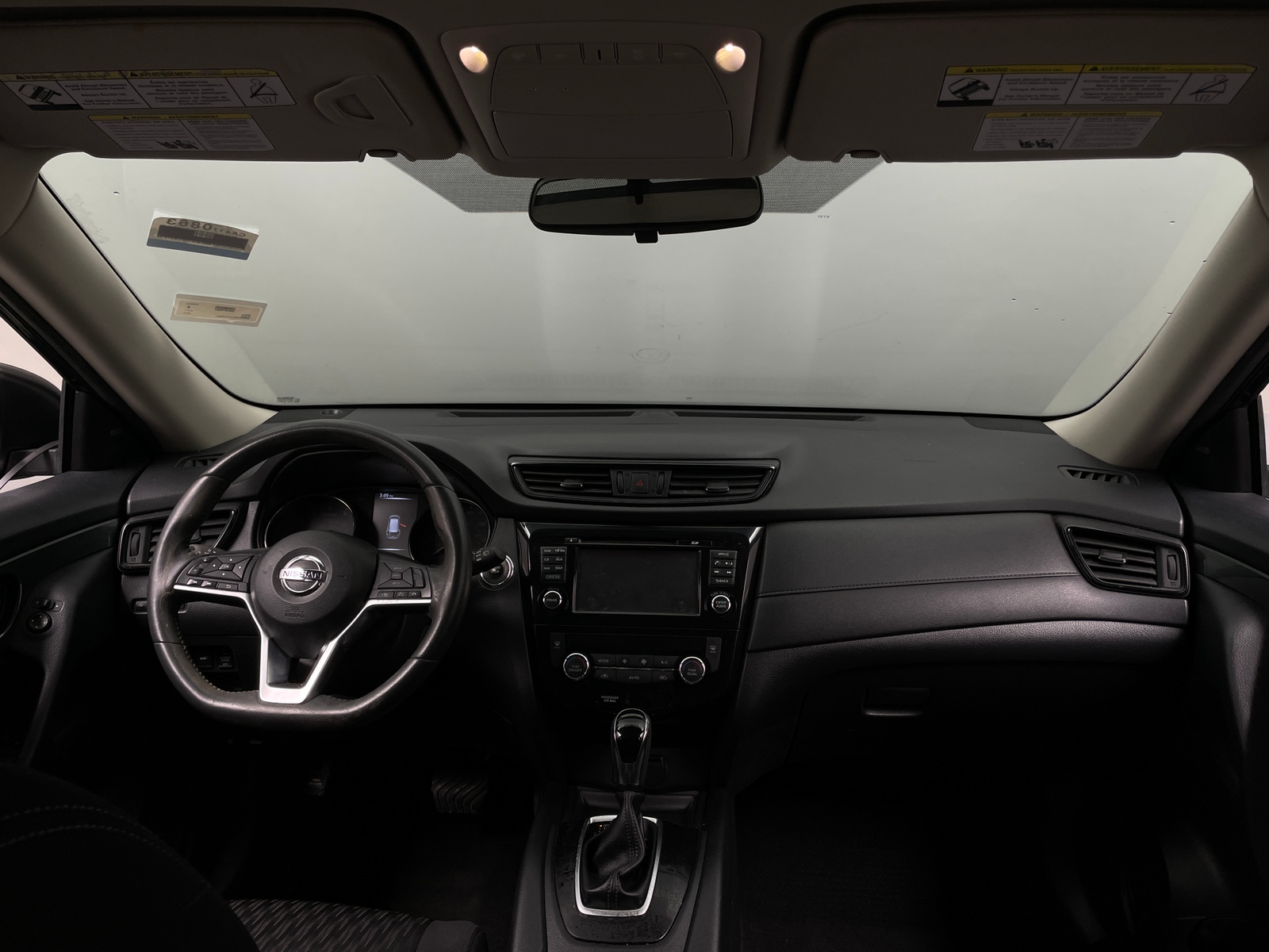 Thumbnail: 2017 Nissan Rogue - 3