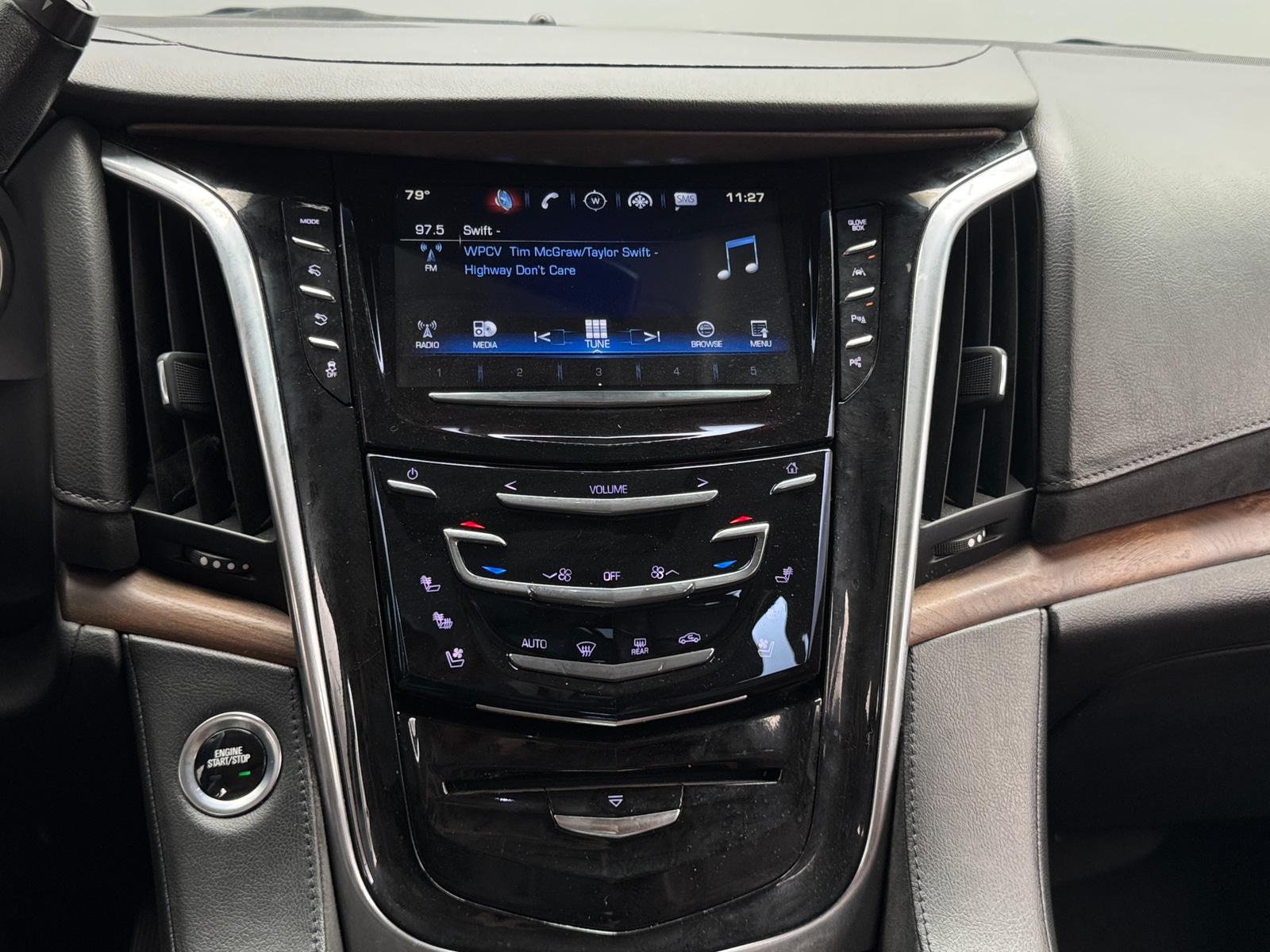 Thumbnail: 2018 Cadillac Escalade - 3