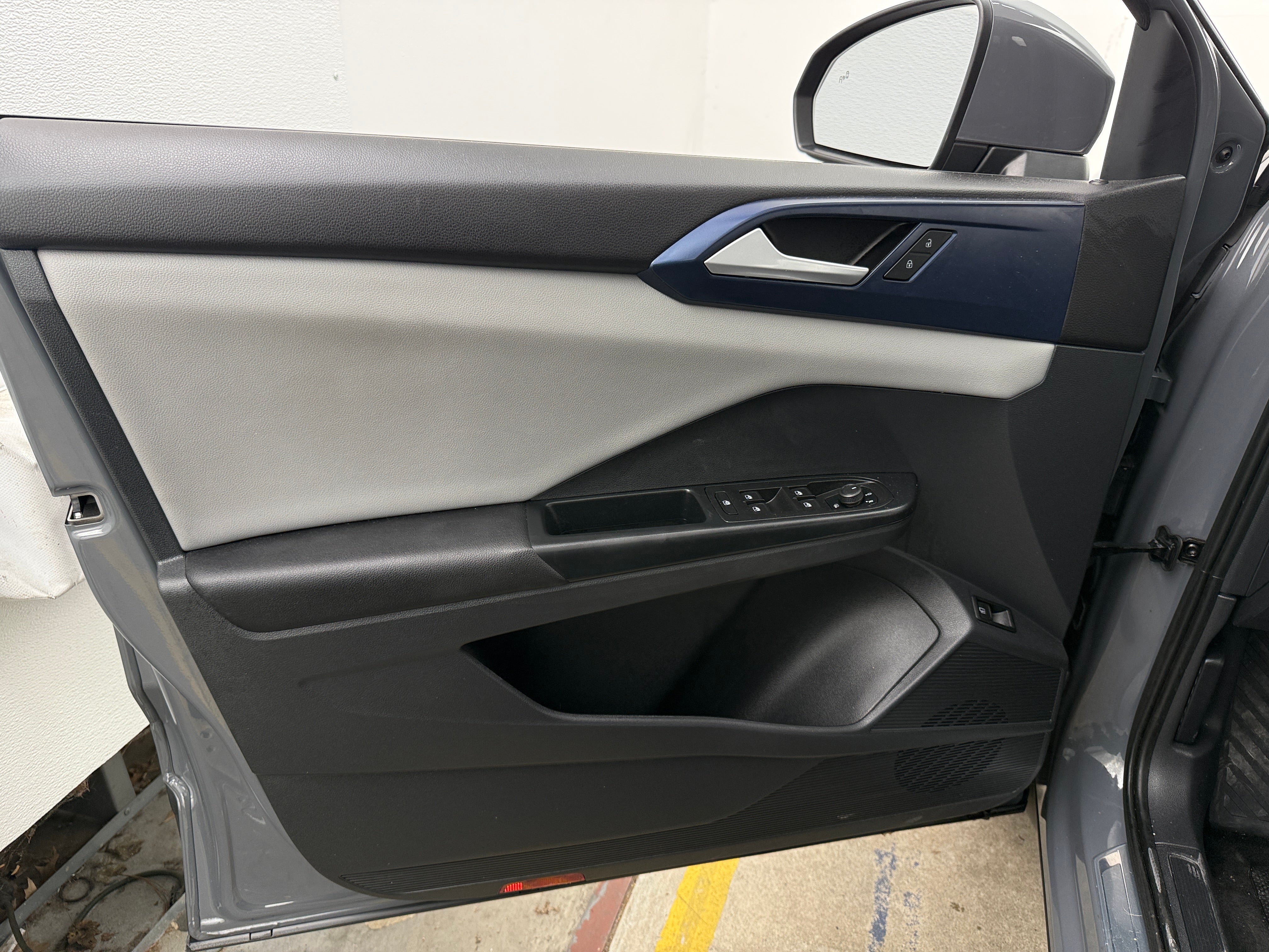2023 Volkswagen Taos