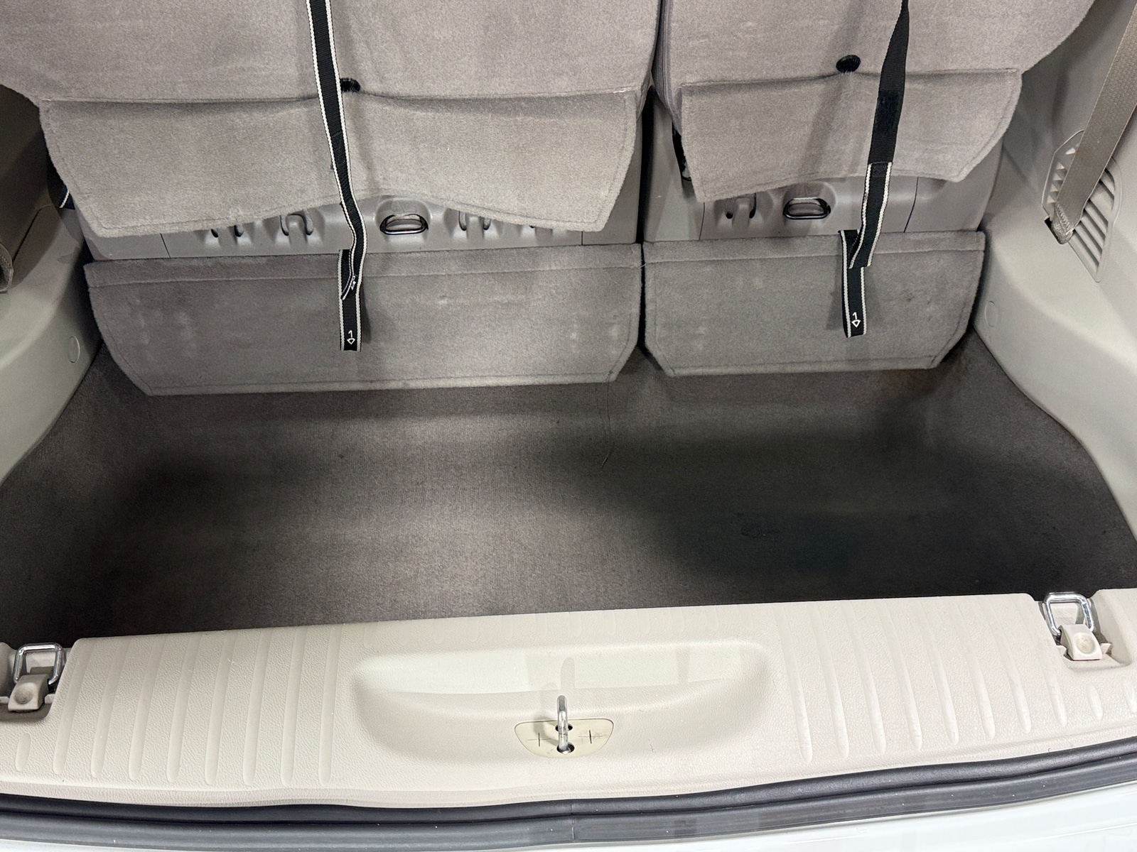 Thumbnail: 2018 Chrysler Pacifica - 6