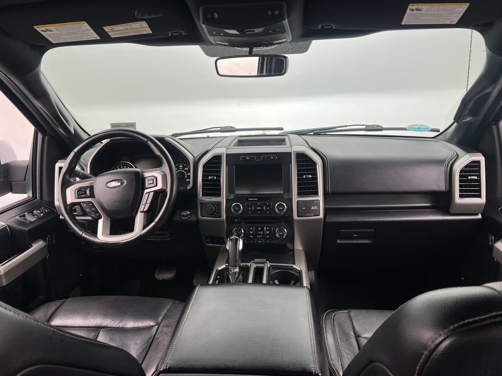 Thumbnail: 2018 Ford Econoline - 3