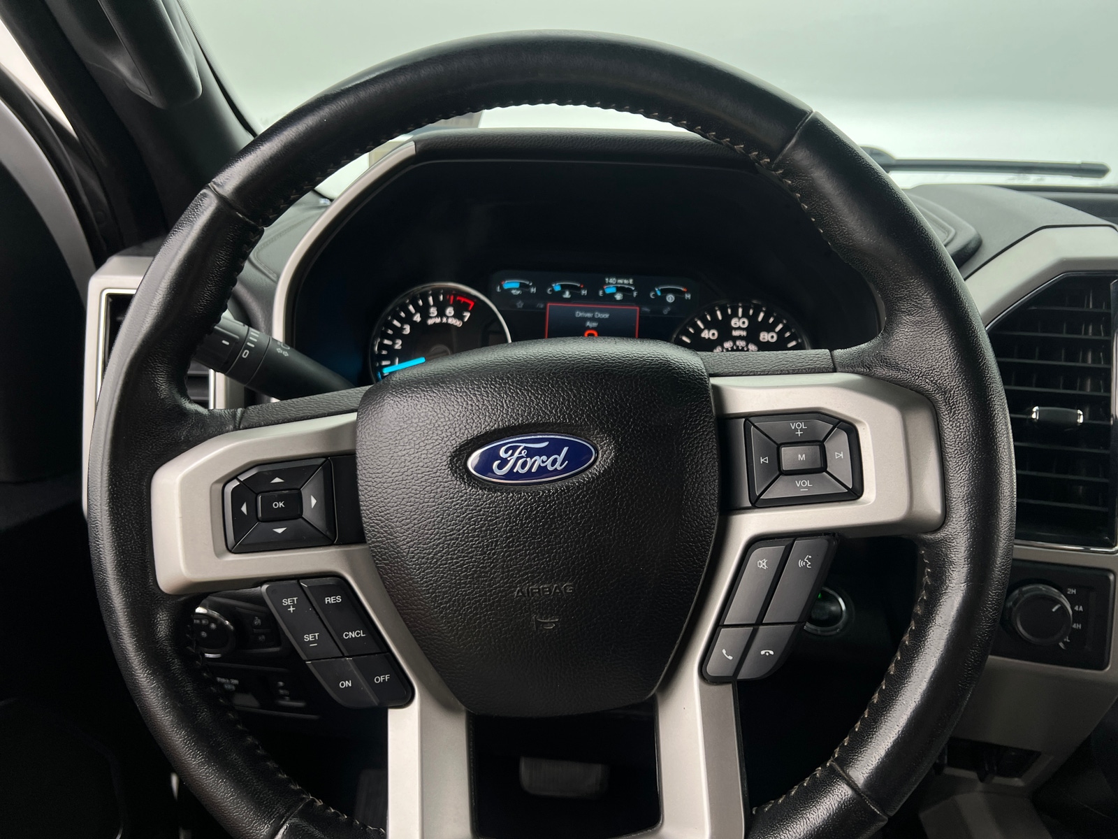 Thumbnail: 2018 Ford Econoline - 5