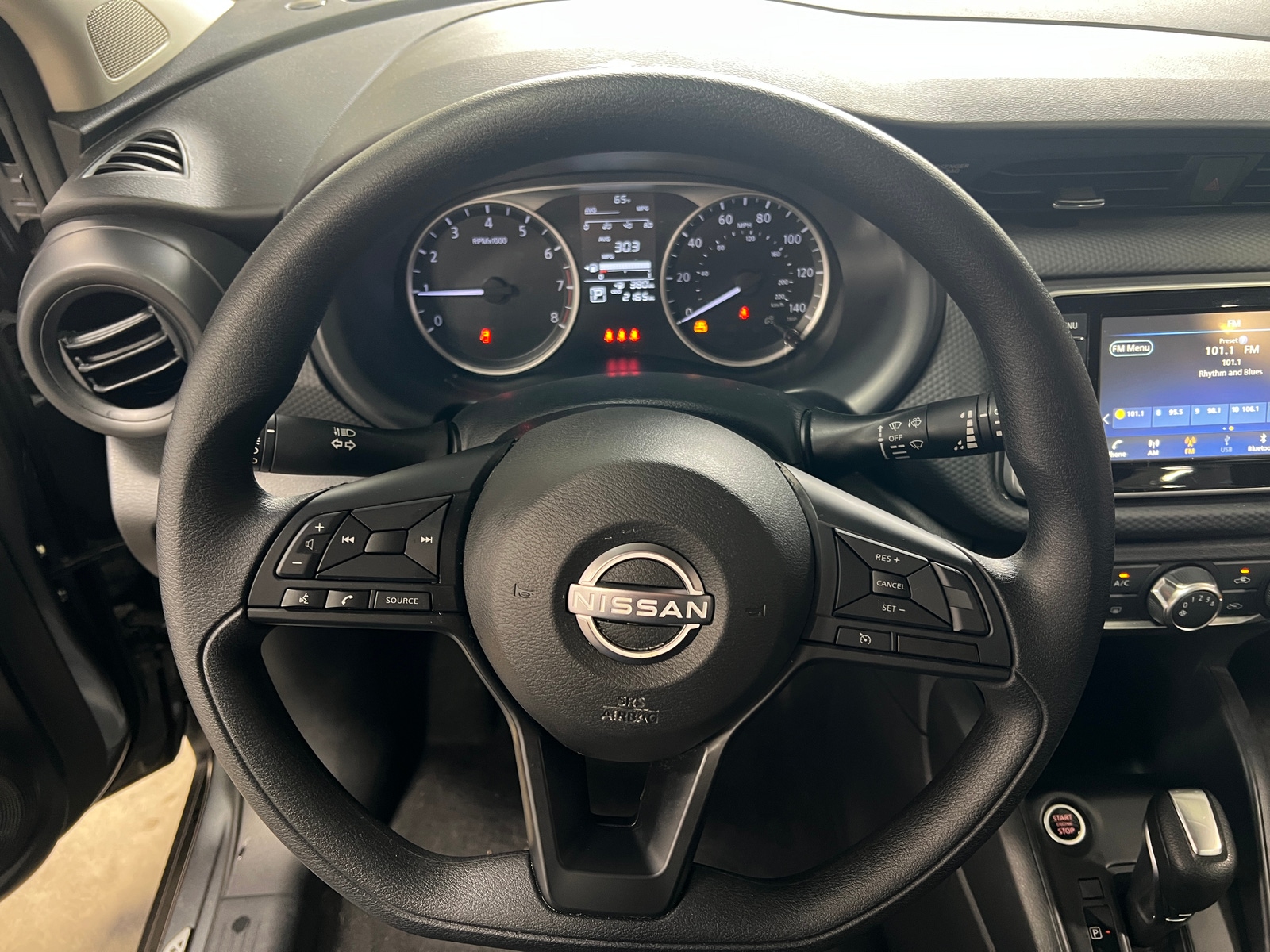 Thumbnail: 2025 Nissan Kicks - 5