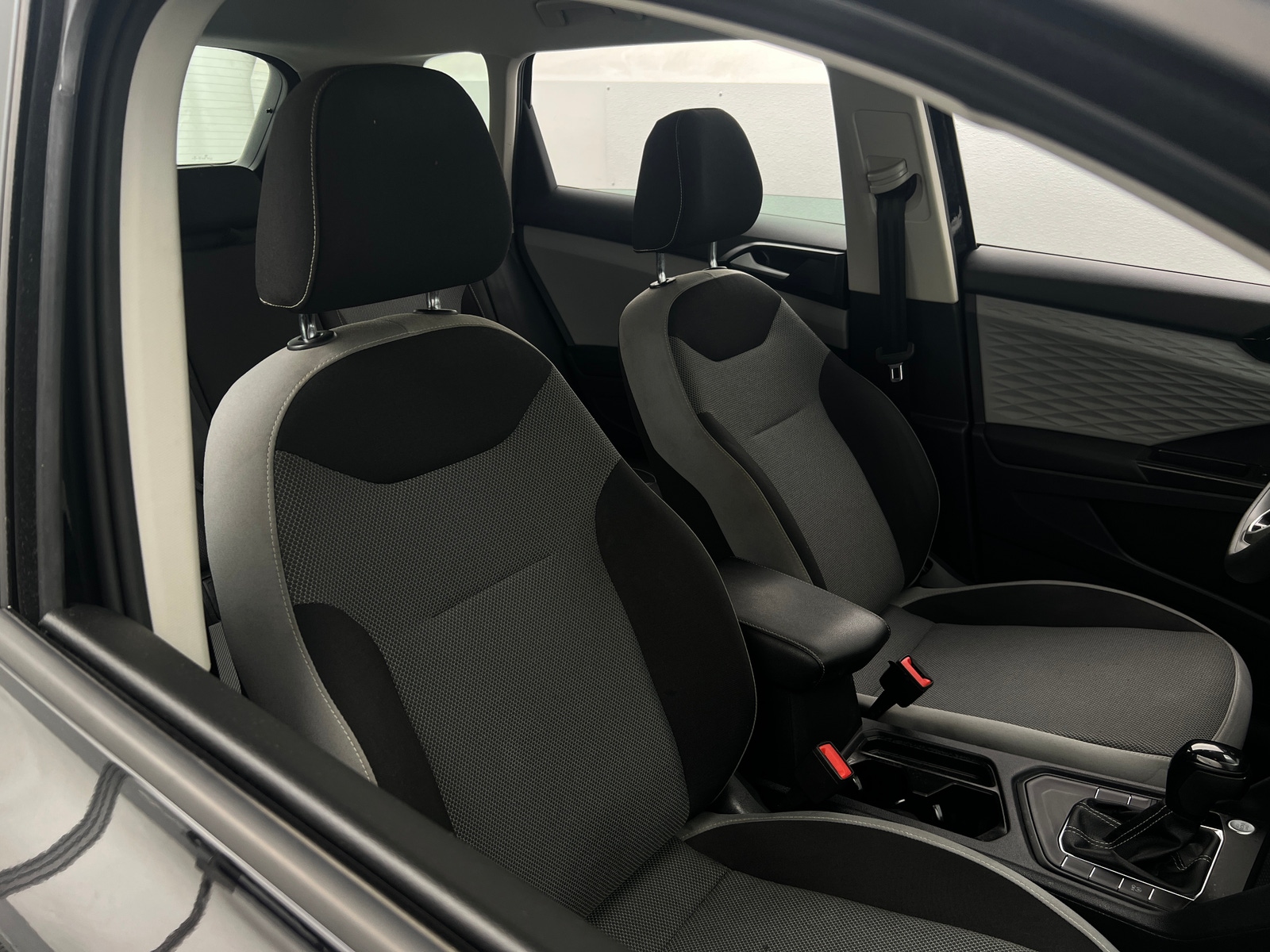 Thumbnail: 2022 Volkswagen Taos - 2