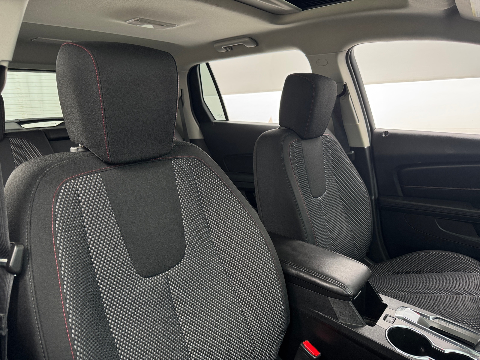 Thumbnail: 2017 GMC Terrain - 2