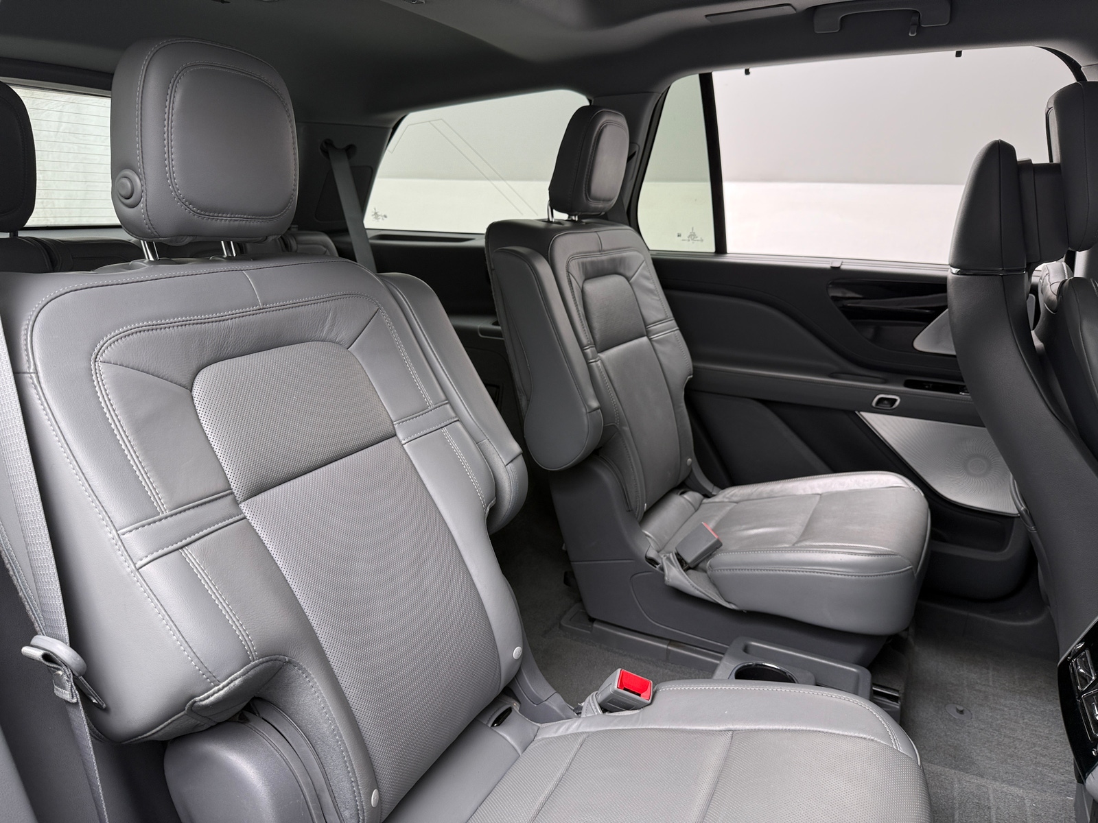 Thumbnail: 2020 Lincoln Aviator - 5