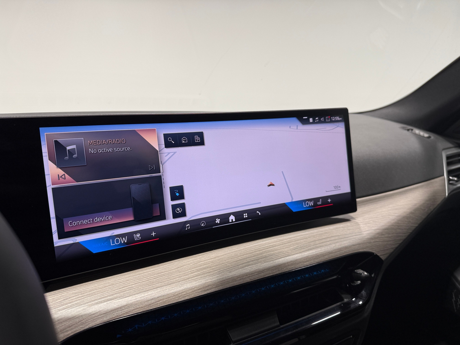 Thumbnail: 2025 BMW i4 - 3