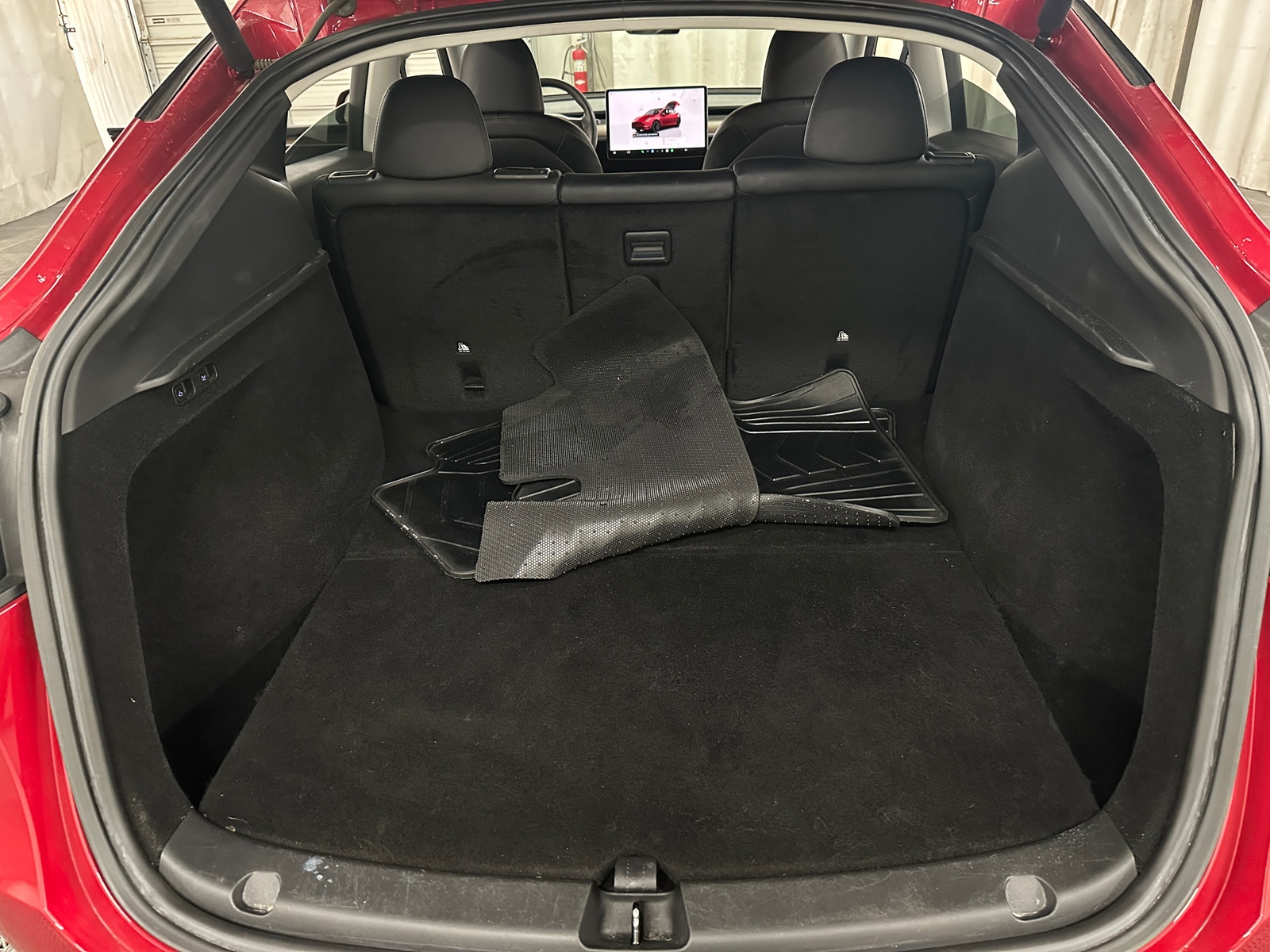 Thumbnail: 2023 Tesla Model Y - 6