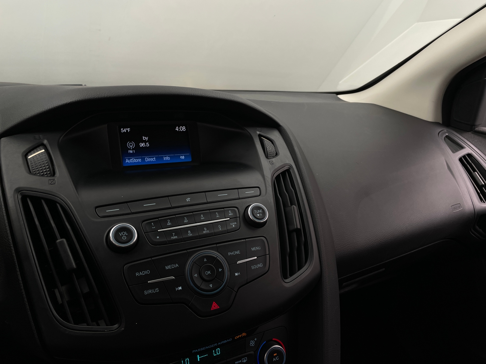 Thumbnail: 2018 Ford Focus - 4