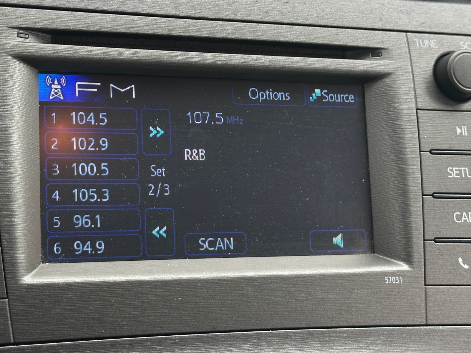 Thumbnail: 2013 Toyota Prius - 4