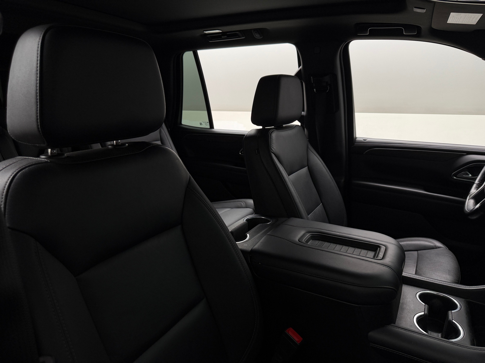 Thumbnail: 2022 Chevrolet Tahoe - 2
