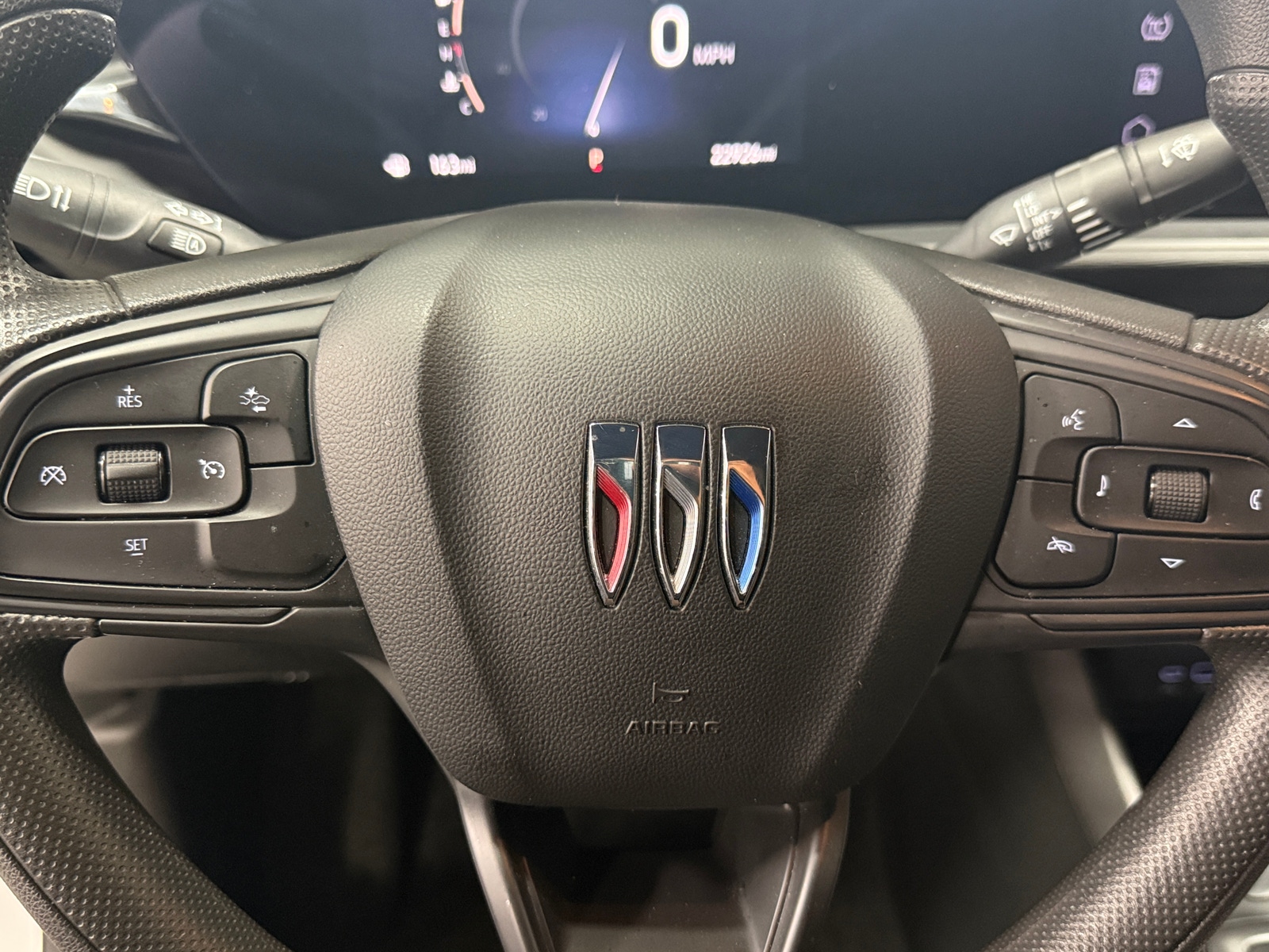 Thumbnail: 2025 Buick Envista - 4