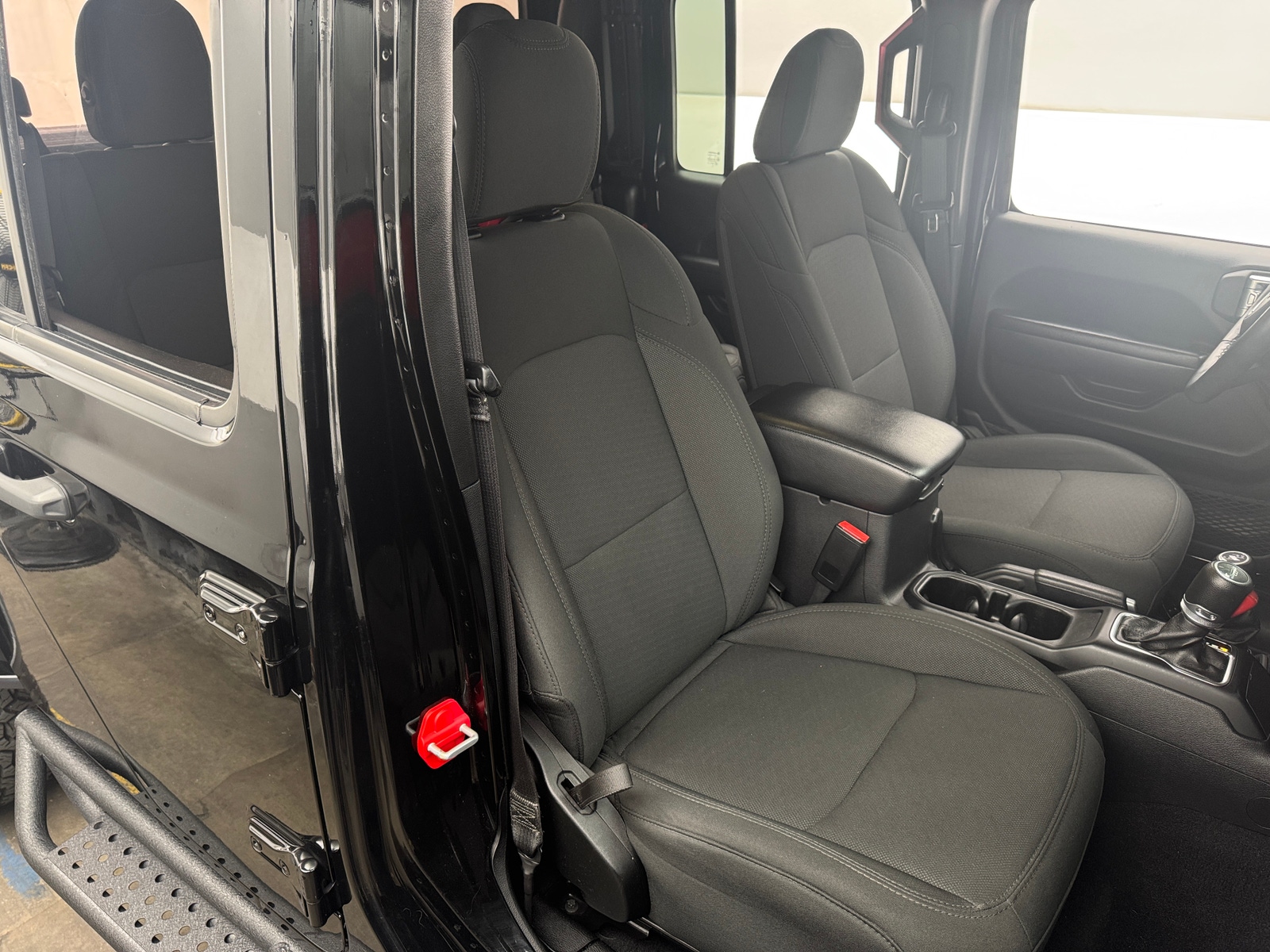 Thumbnail: 2022 Jeep Gladiator - 2