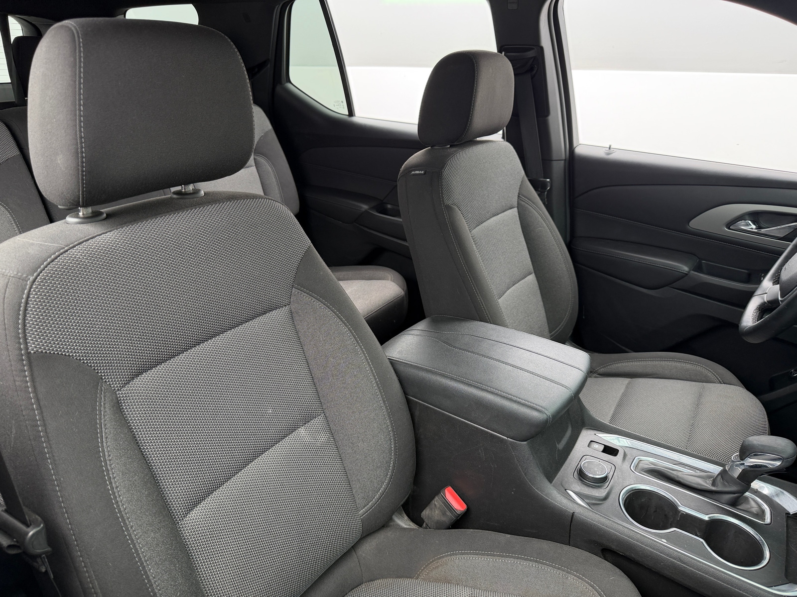 Thumbnail: 2023 Chevrolet Traverse - 2