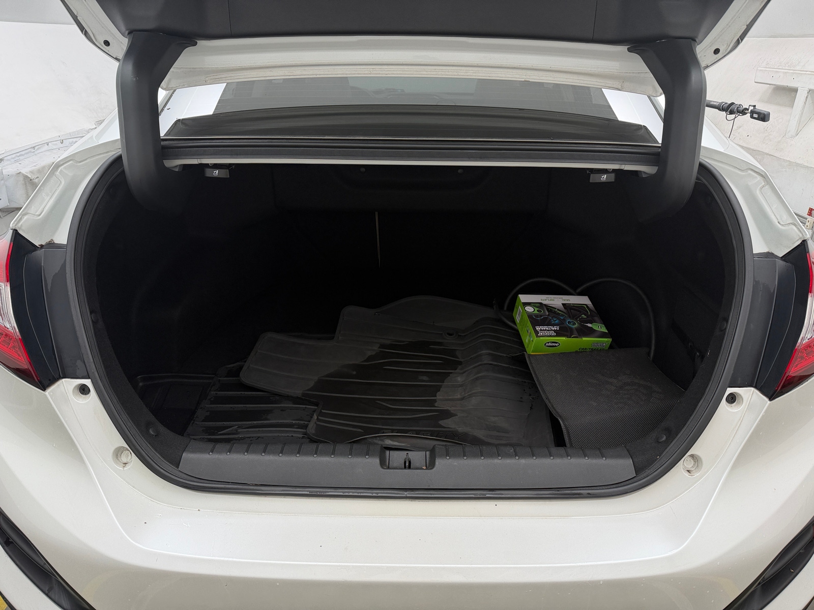 Thumbnail: 2018 Honda Clarity - 6