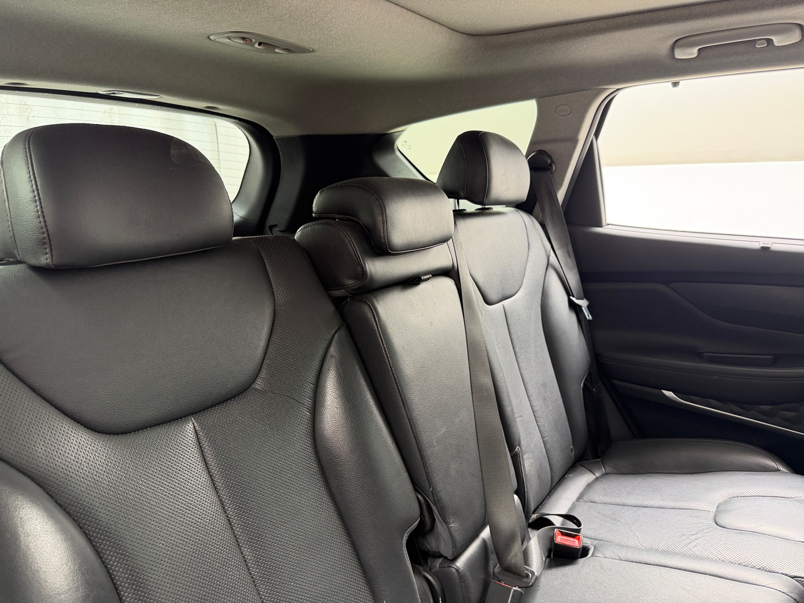 Thumbnail: 2020 Hyundai Santa Fe - 5