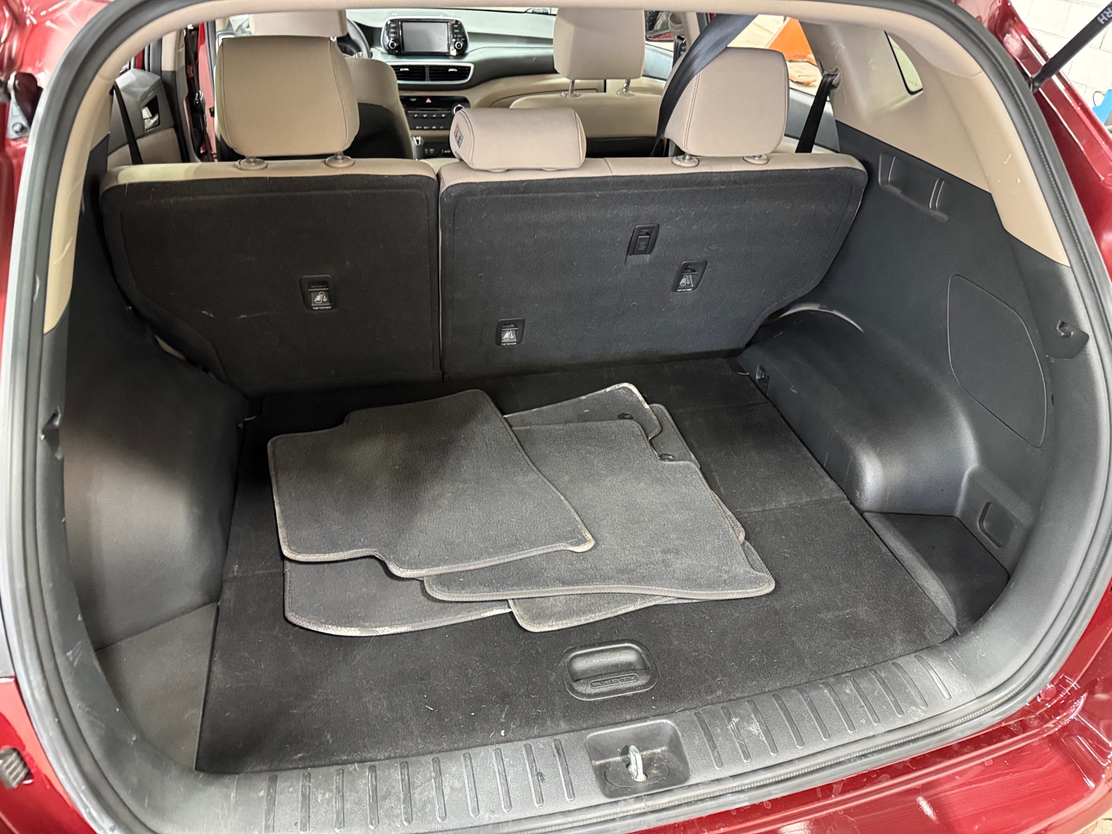 Thumbnail: 2019 Hyundai Tucson - 7