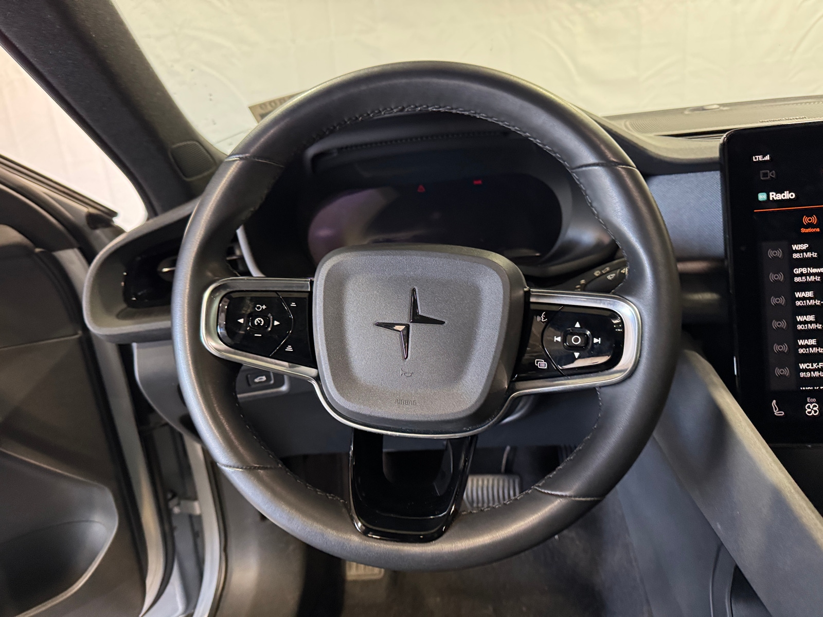 Thumbnail: 2022 Polestar 2 - 5