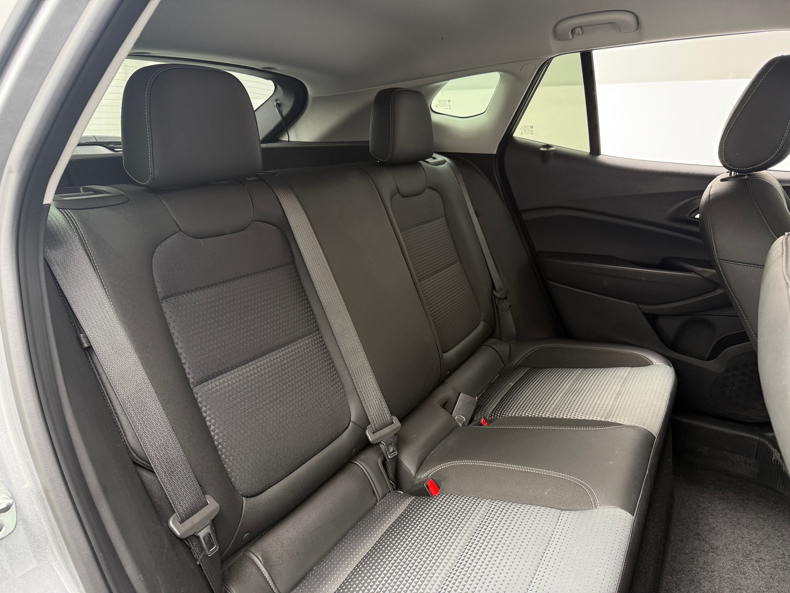 Thumbnail: 2025 Chevrolet Trax - 6