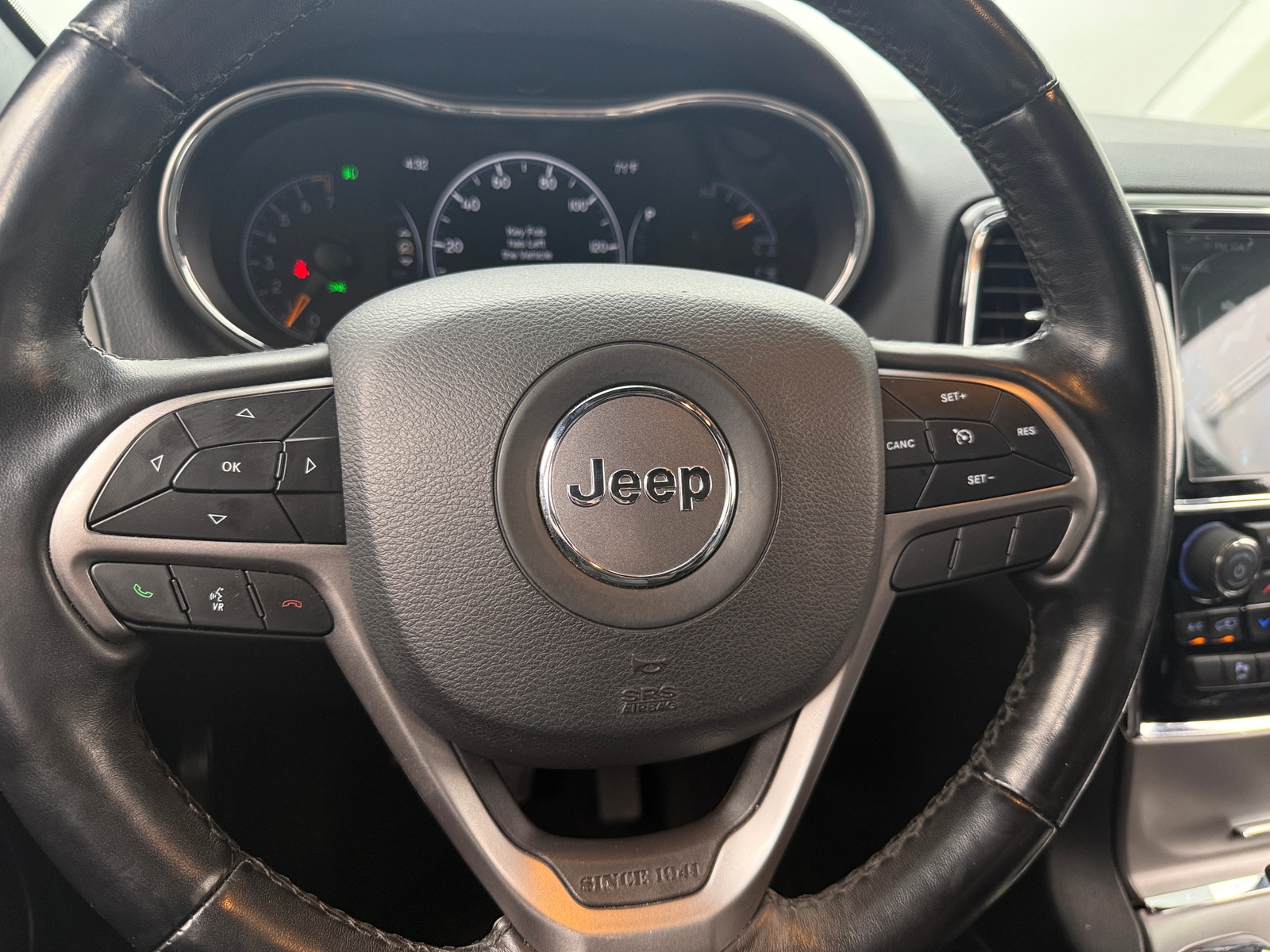 Thumbnail: 2020 Jeep Grand Cherokee - 4