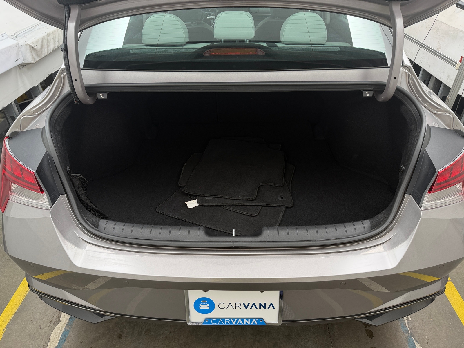 Thumbnail: 2023 Hyundai Elantra - 6