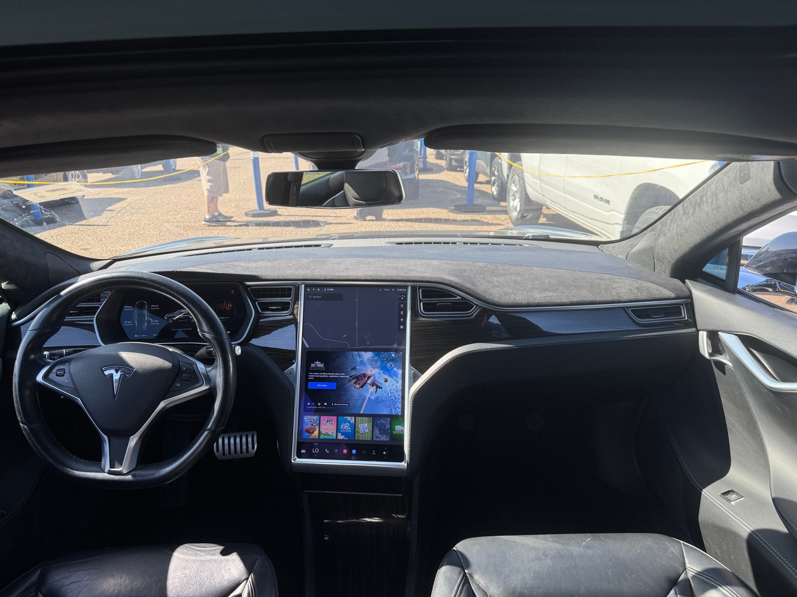 Thumbnail: 2015 Tesla Model S - 2