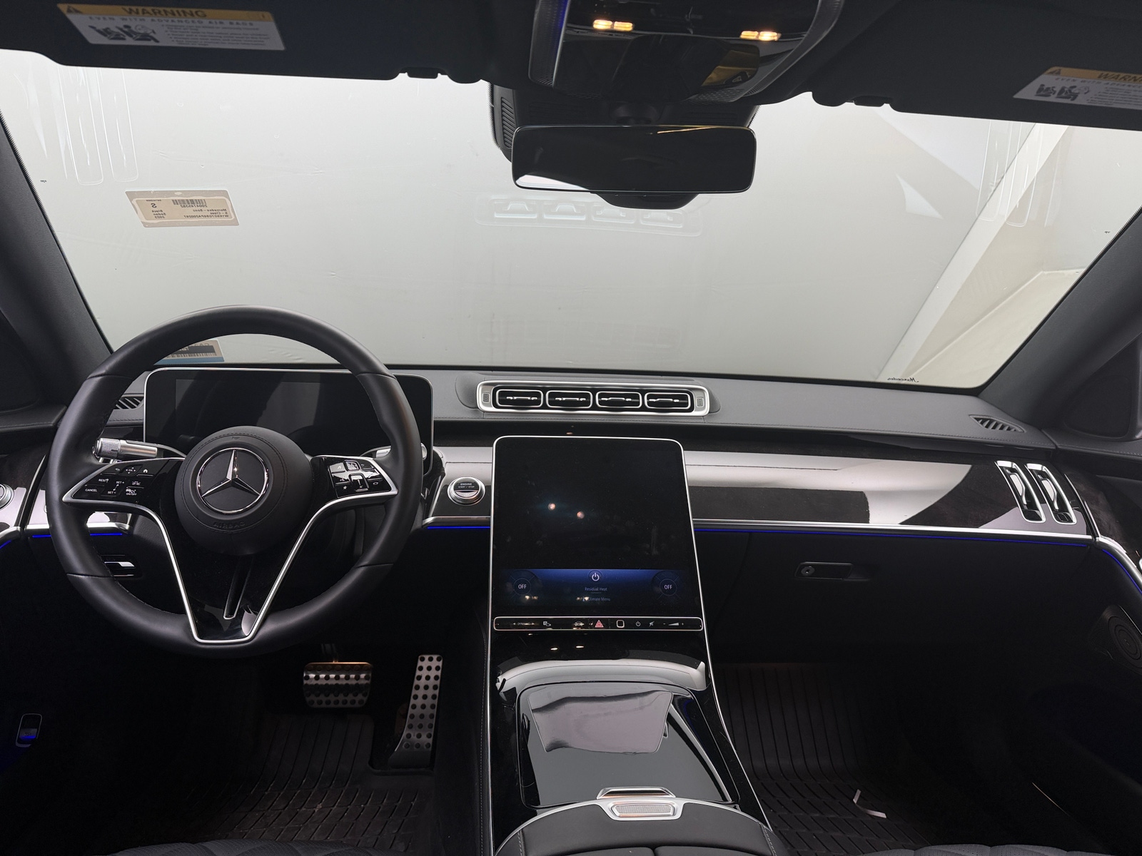 Thumbnail: 2023 Mercedes-Benz S-Class - 2