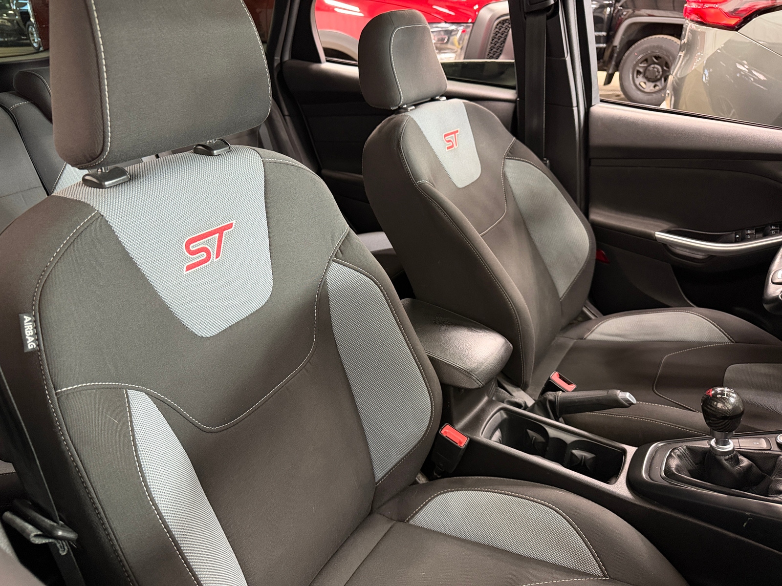 Thumbnail: 2016 Ford Focus - 2